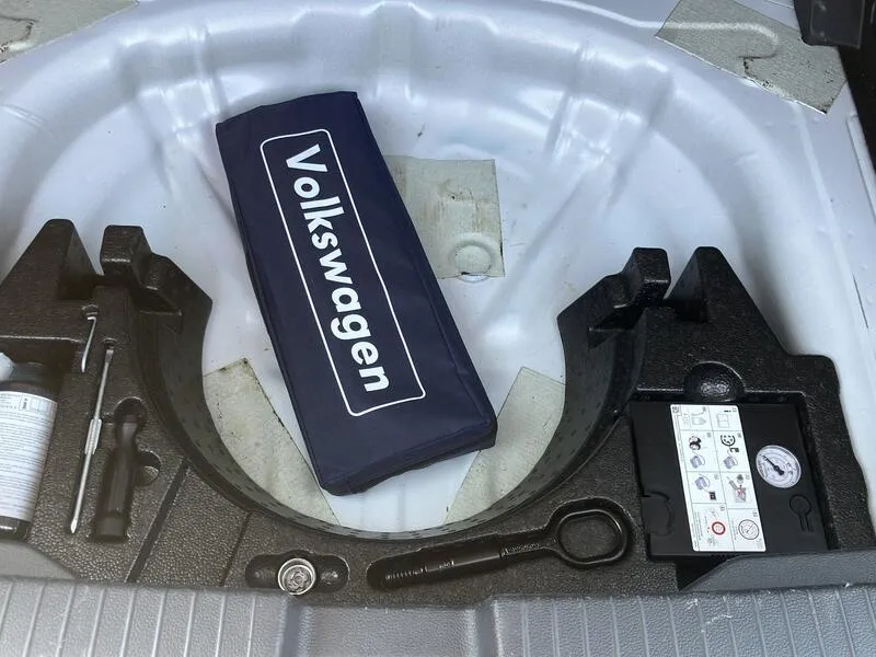 Volkswagen T-Roc Life 2.0 TDI - foto 18