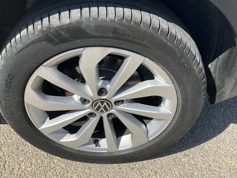 Volkswagen T-Roc Life 2.0 TDI - foto 27