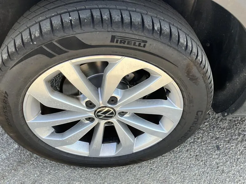 Volkswagen T-Roc Life 2.0 TDI - foto 29