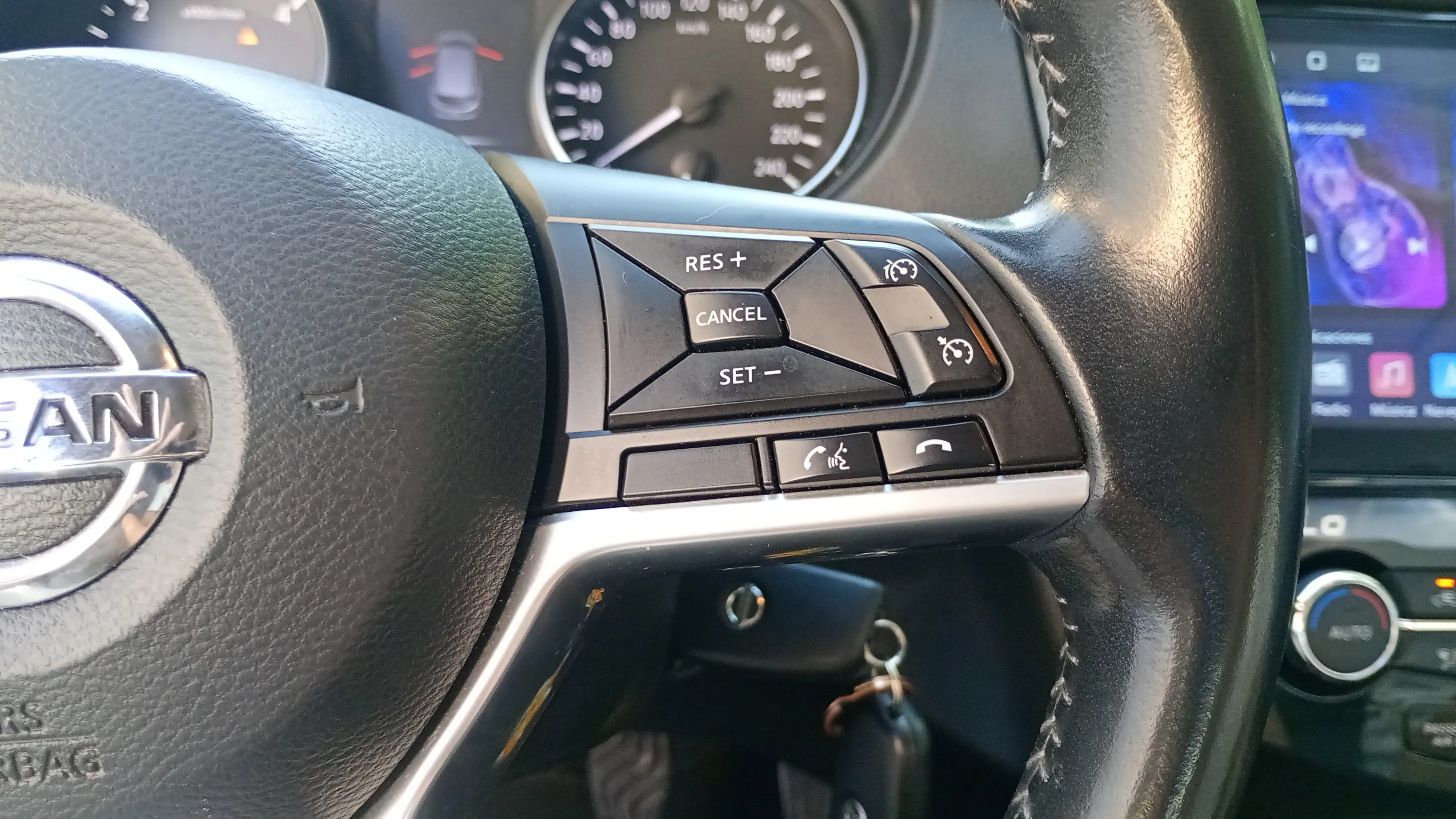 Nissan Qashqai dCi 4WD Acenta - foto 17
