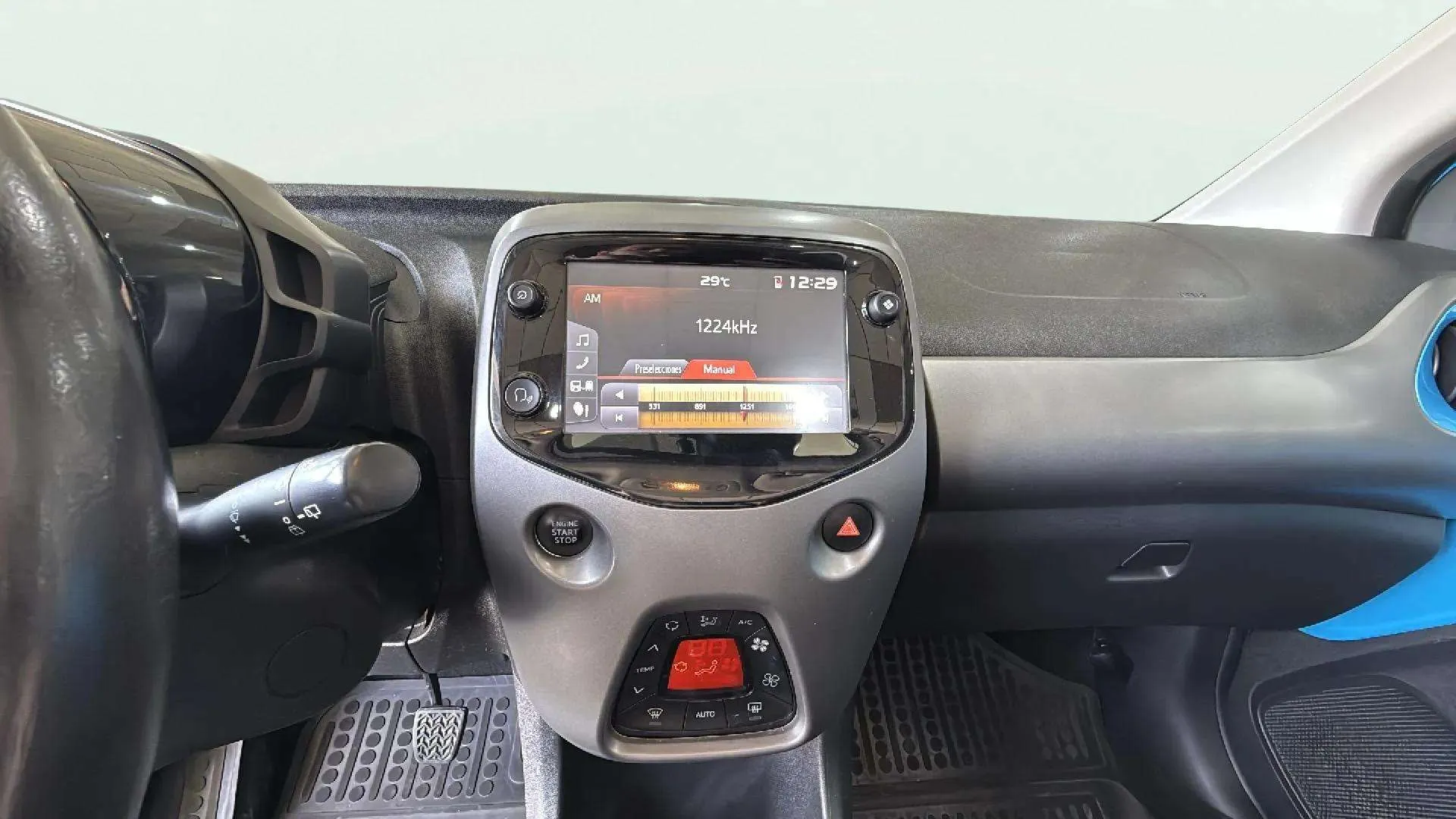 Toyota Aygo 1.0 70 x-wave - foto 10