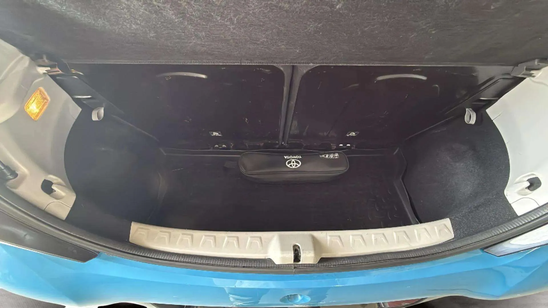 Toyota Aygo 1.0 70 x-wave - foto 6