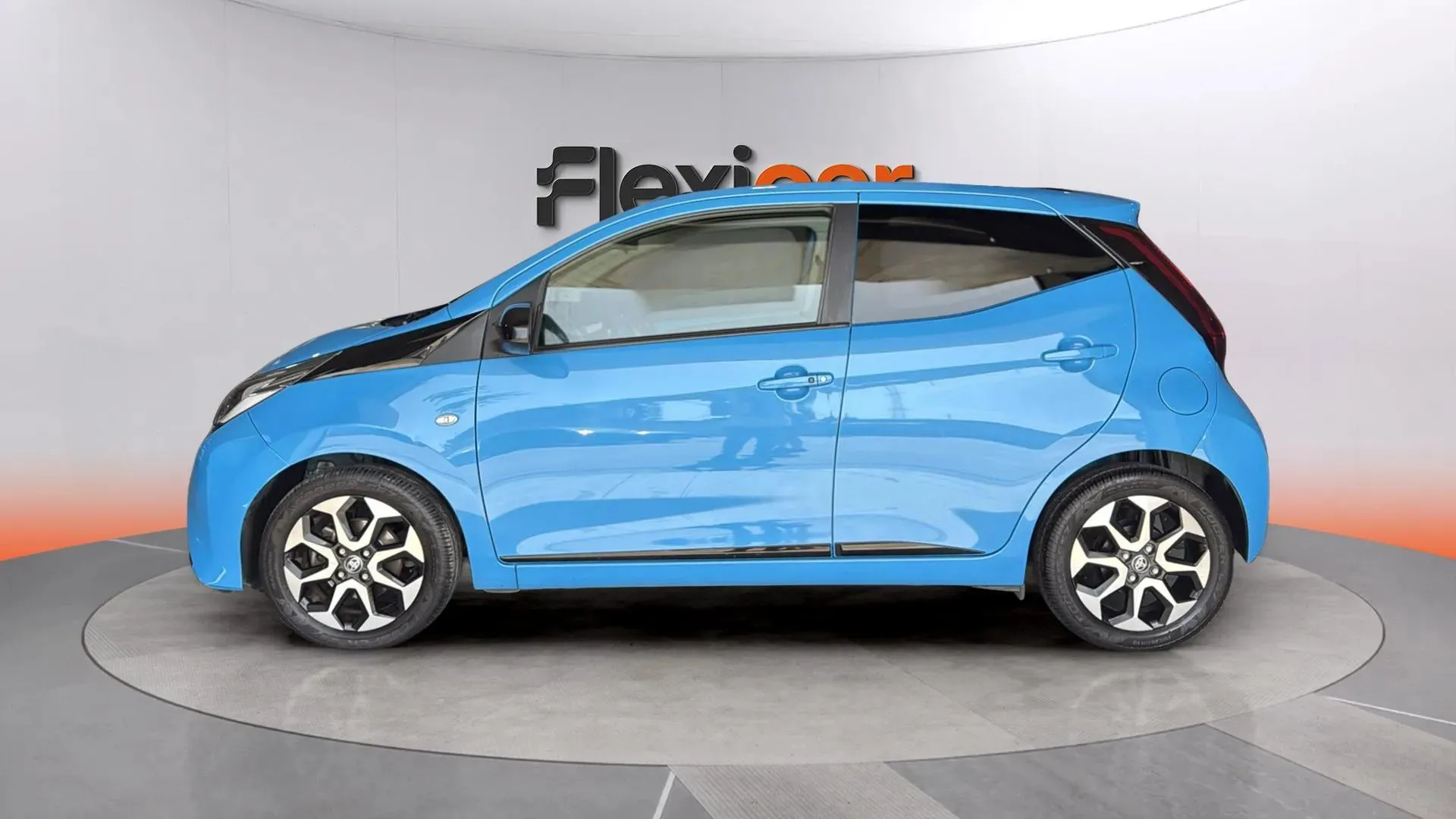Toyota Aygo 1.0 70 x-wave - foto 4