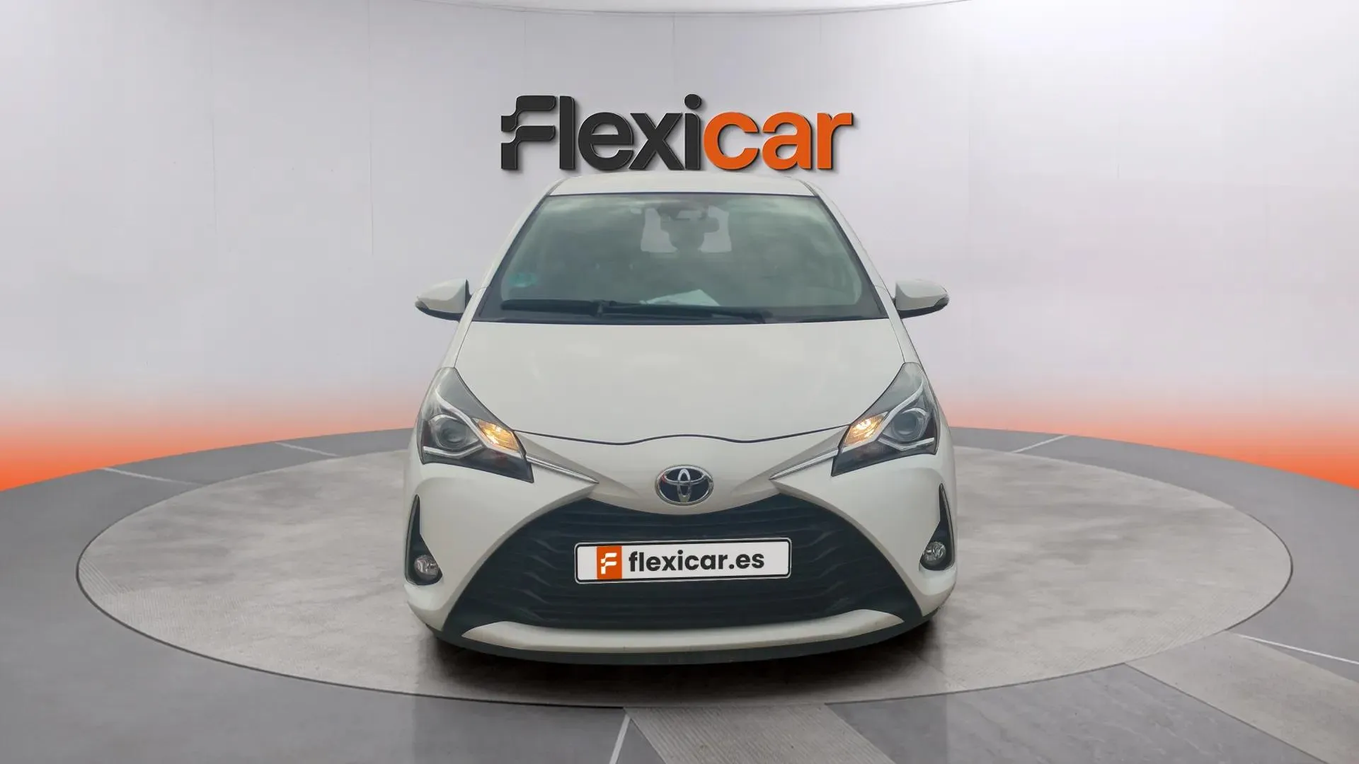 Toyota Yaris 1.0 70 Active - foto 8