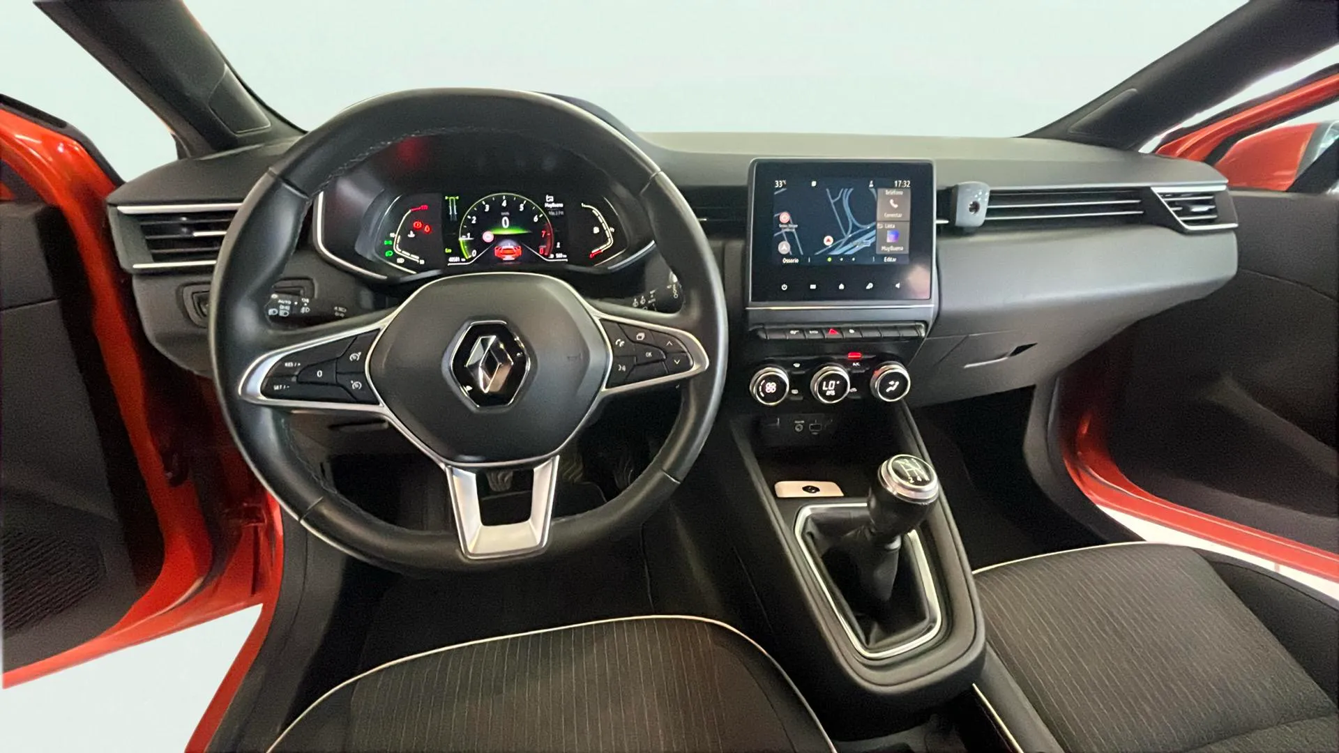Renault Clio Zen TCe - foto 16