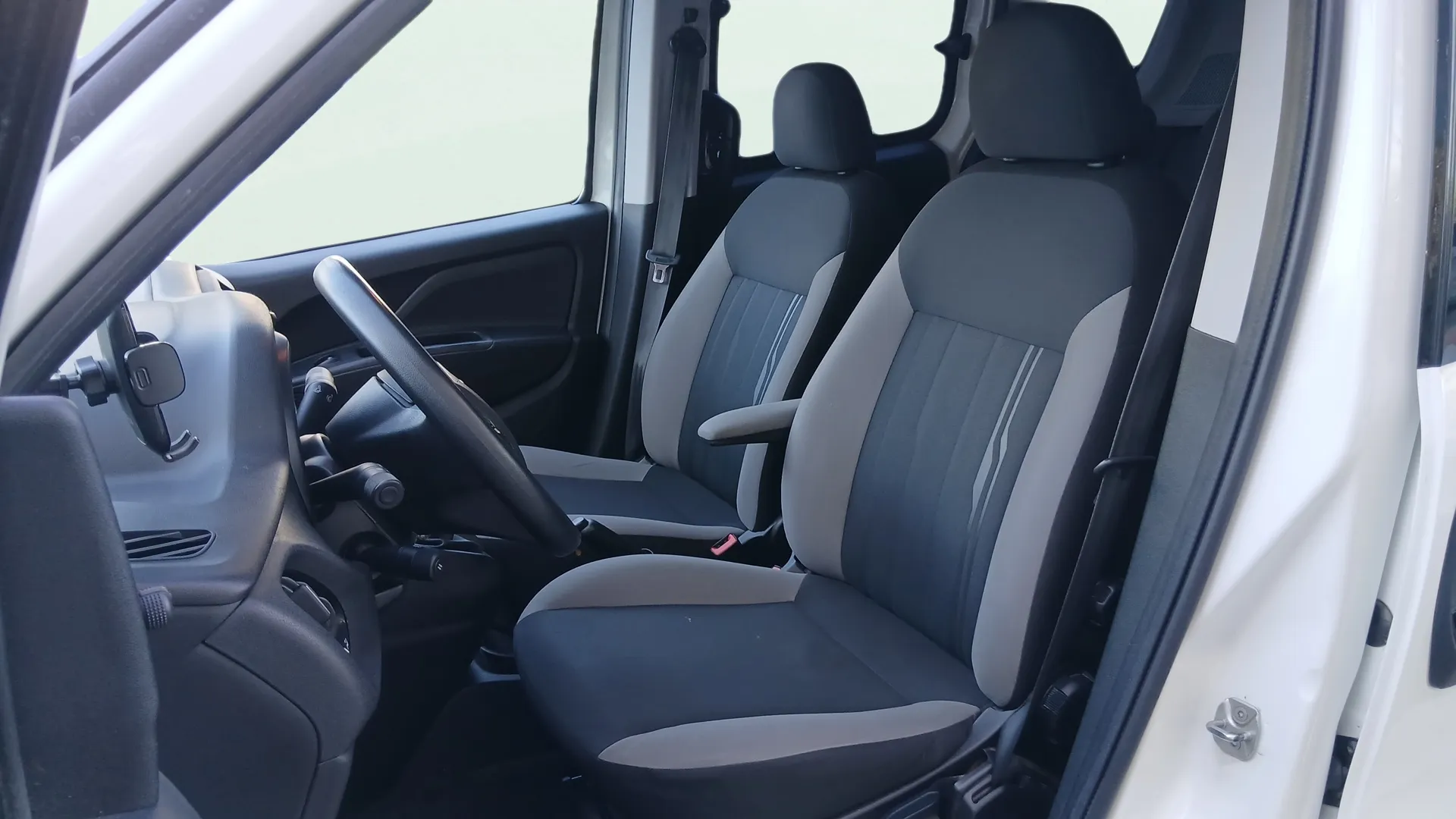 Fiat Doblò Easy 1.6 MultiJet SWB - foto 5