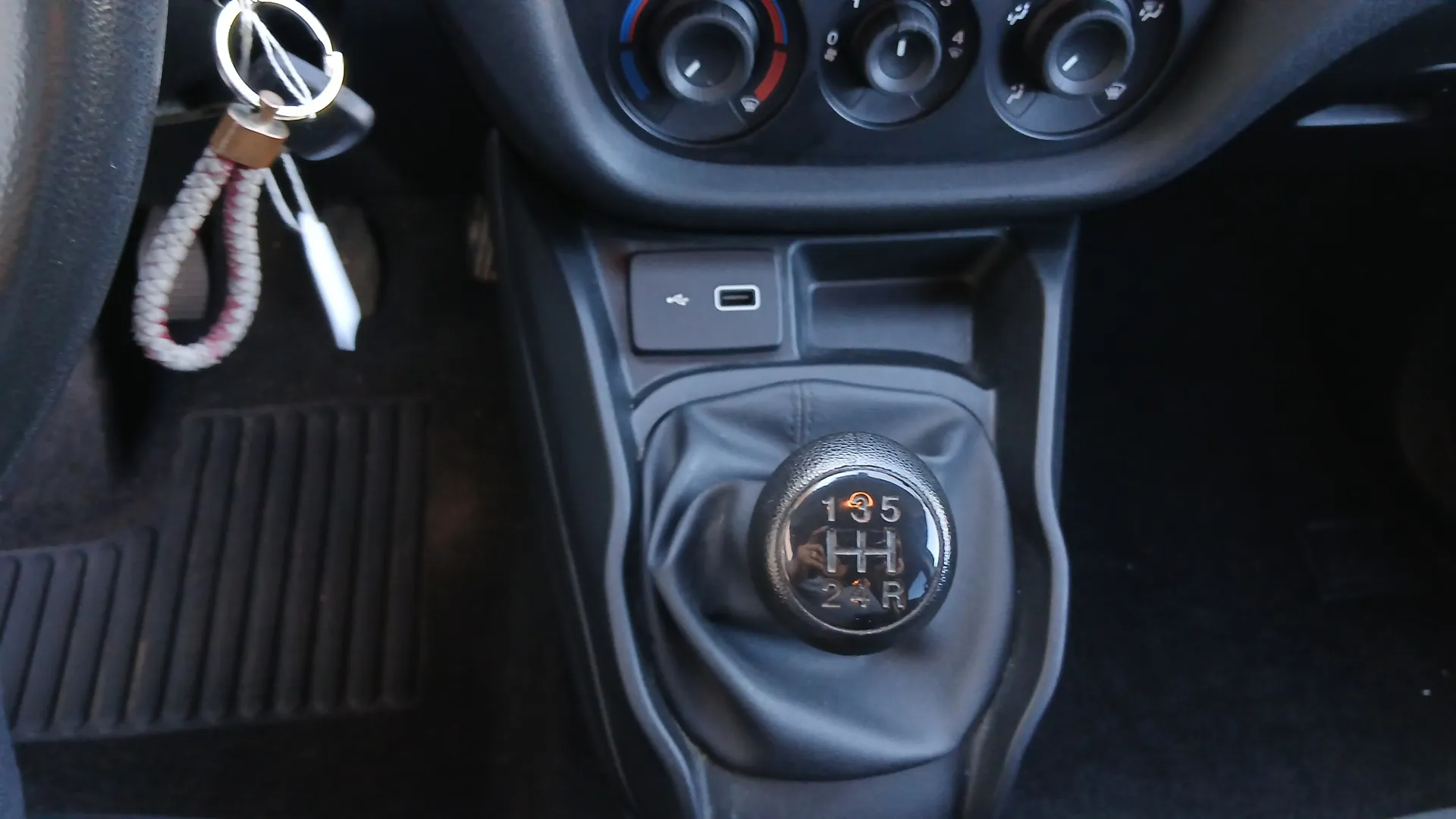 Fiat Doblò Easy 1.6 MultiJet SWB - foto 13