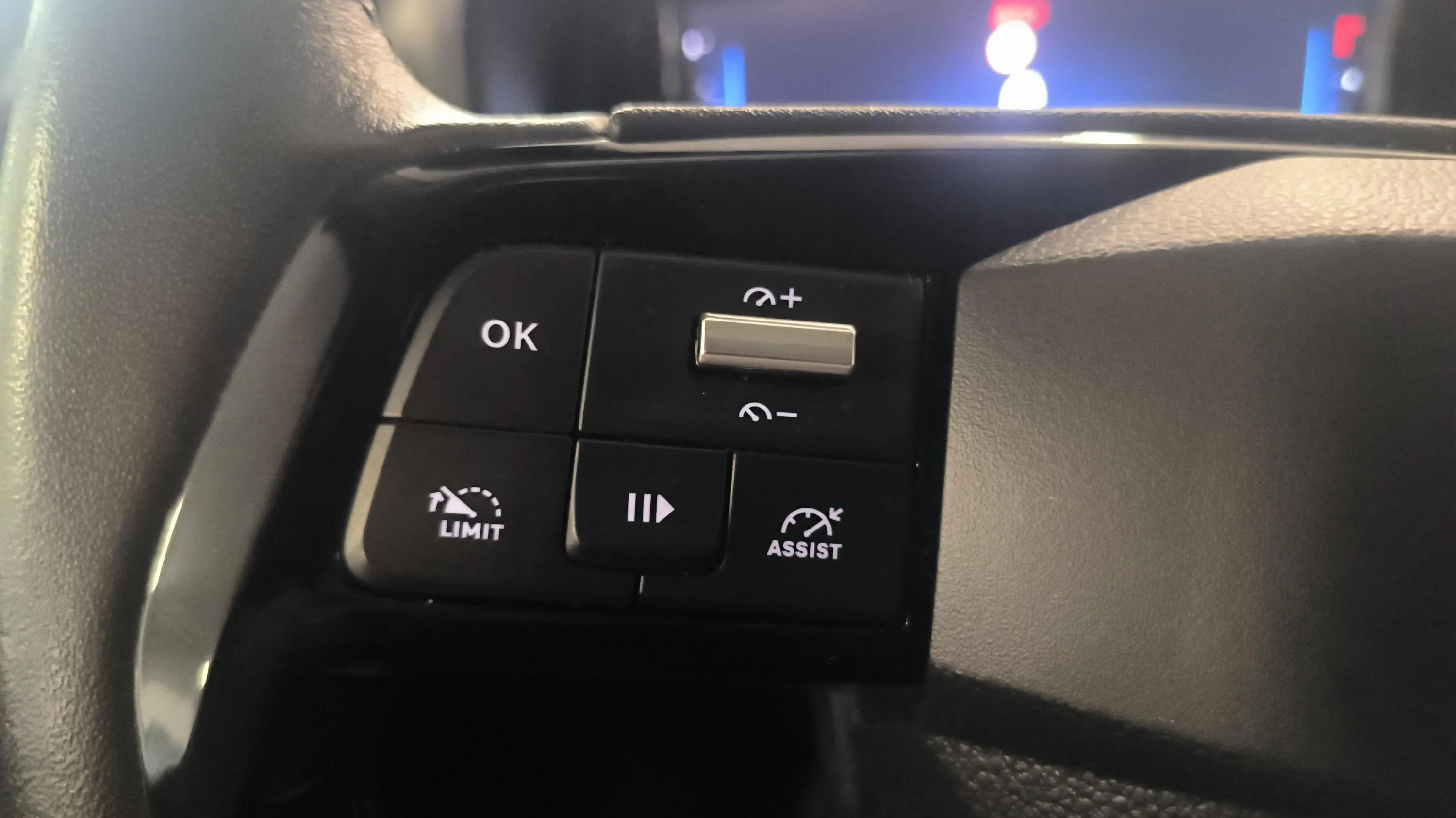 Opel Combo 1.5 Td MT6 €6.4 - foto 14