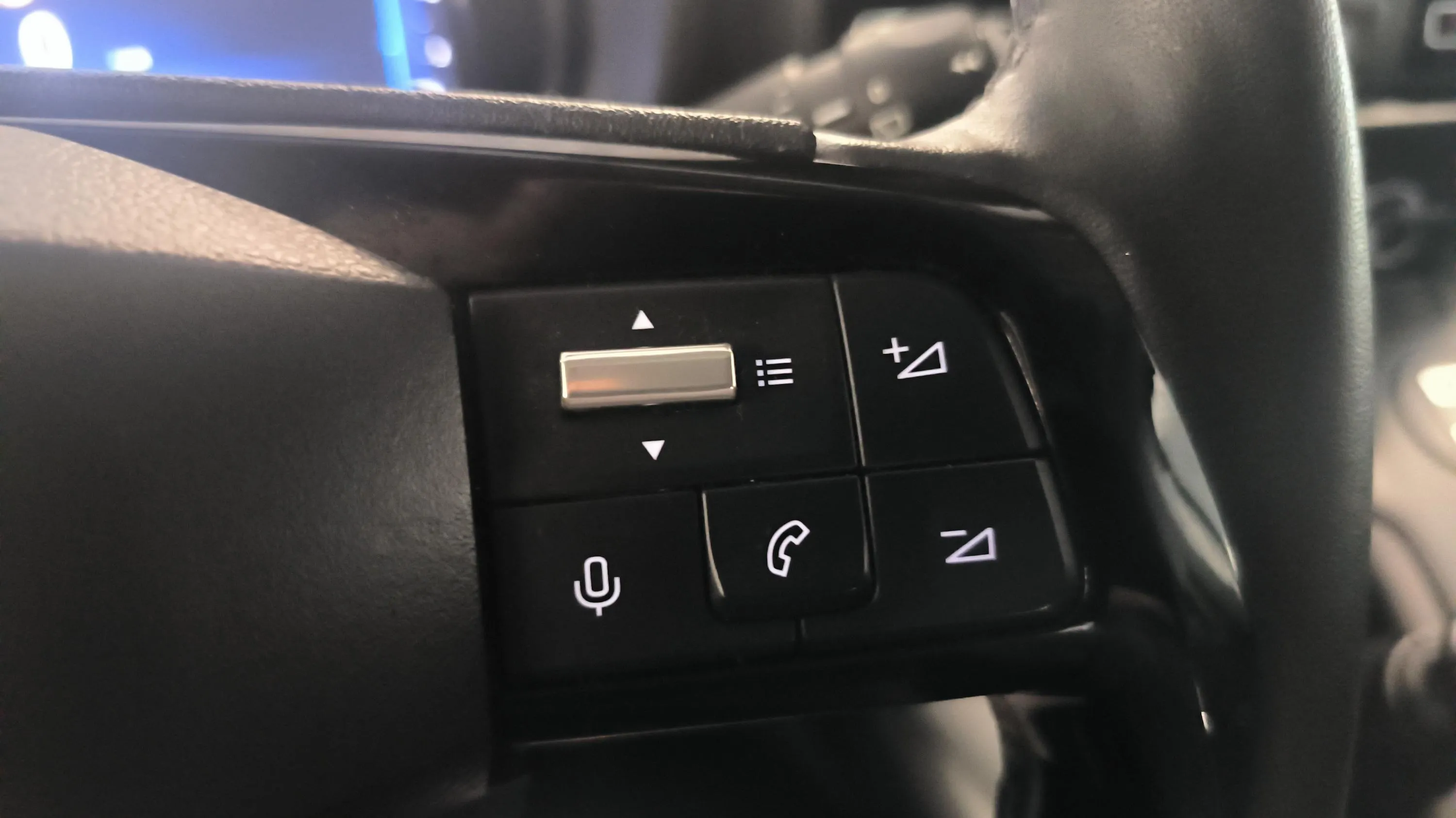 Opel Combo 1.5 Td MT6 €6.4 - foto 15