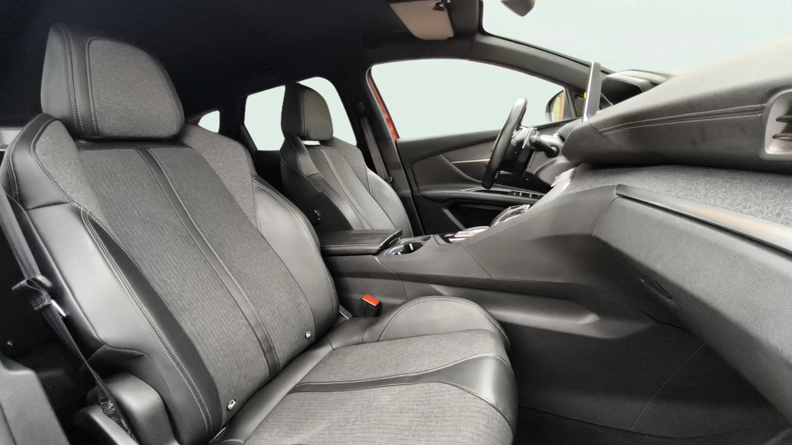 Peugeot 3008 1.6 THP GT Line - foto 18