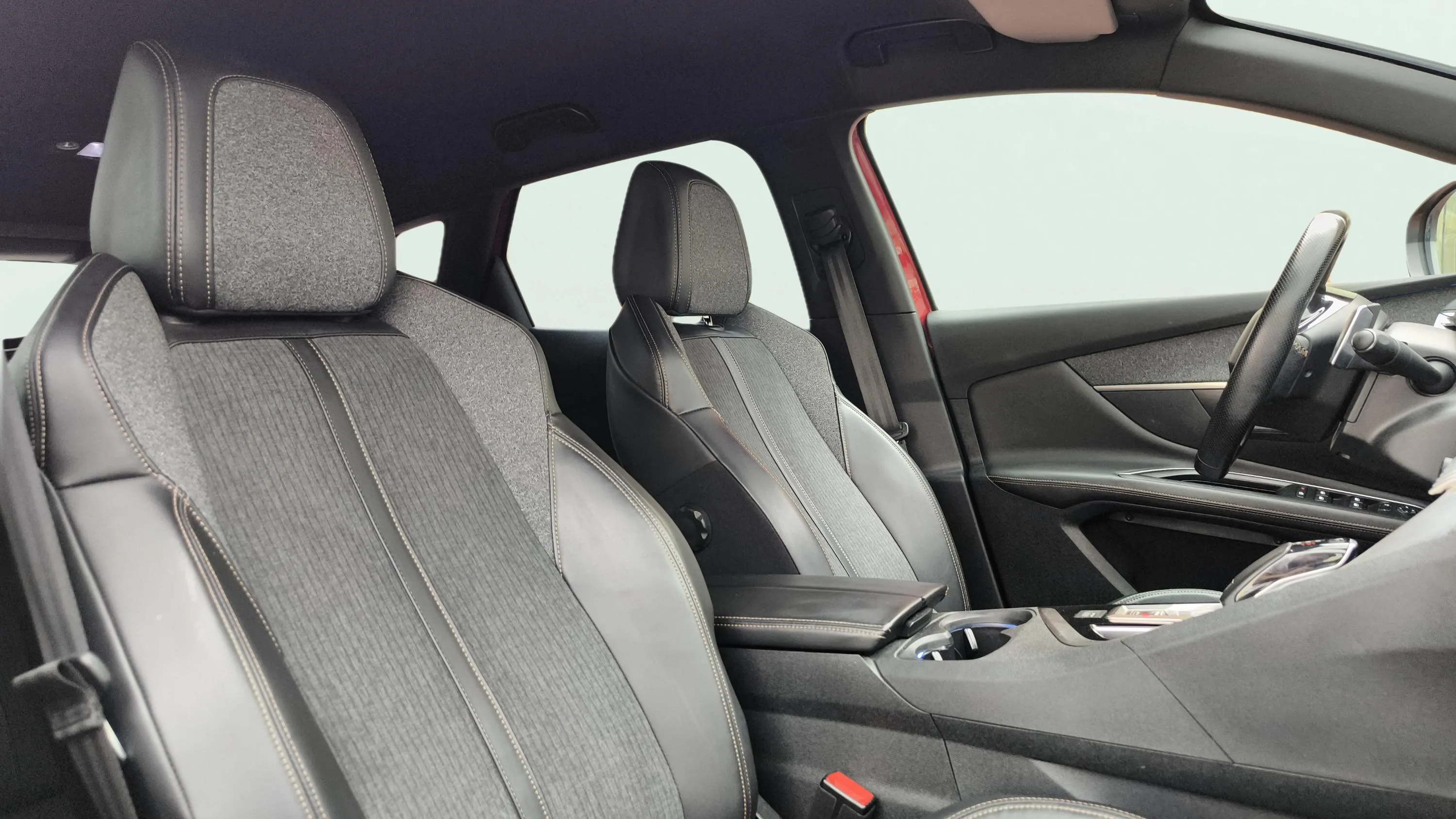 Peugeot 3008 1.6 THP GT Line - foto 17