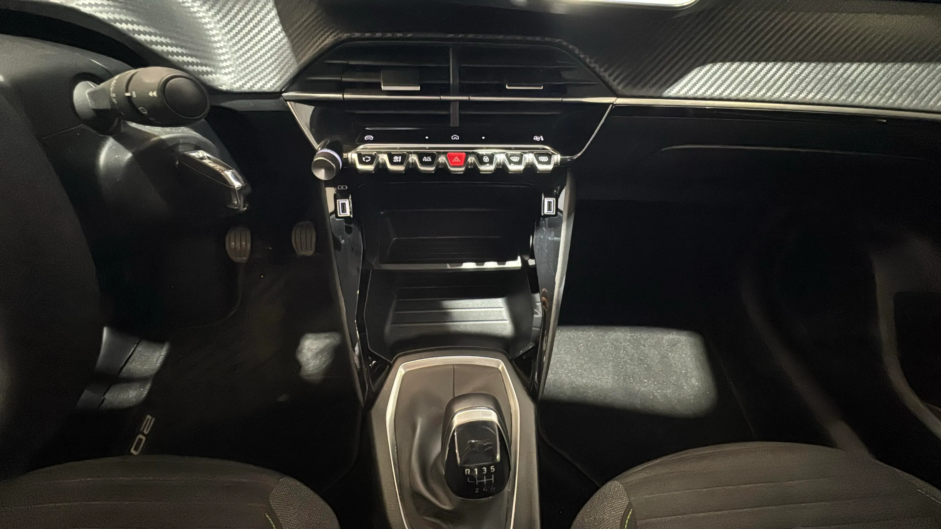 Peugeot 208 Active PureTech 100 - foto 11