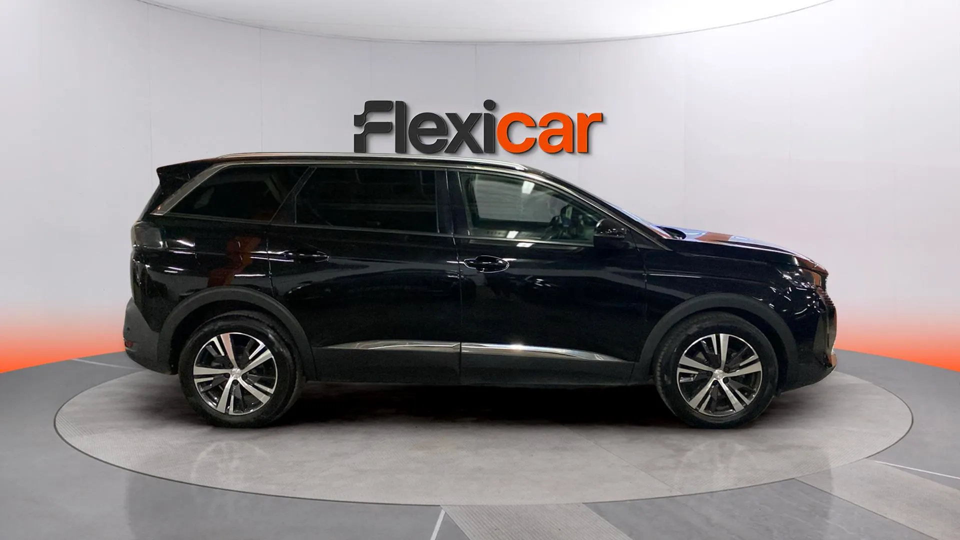 Peugeot 5008 1.2 PureTech Allure EAT8 - foto 5