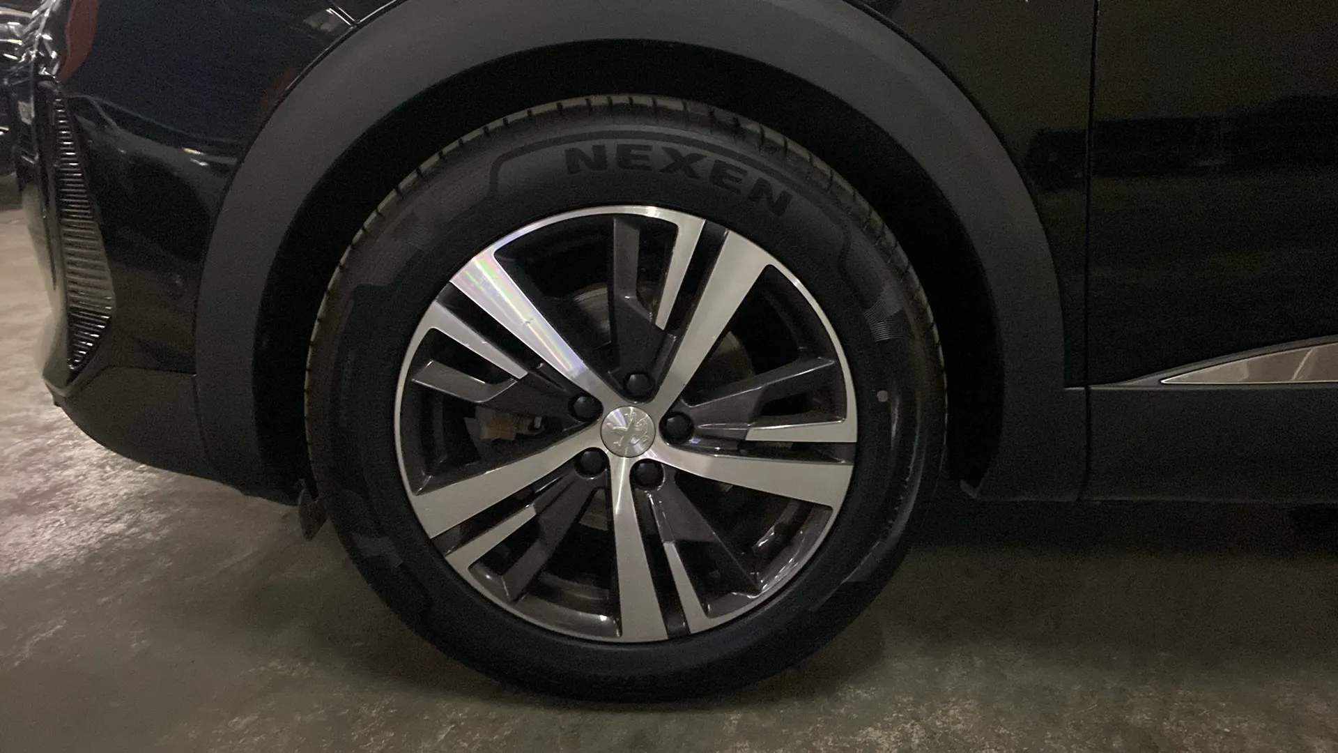 Peugeot 5008 1.2 PureTech Allure EAT8 - foto 29