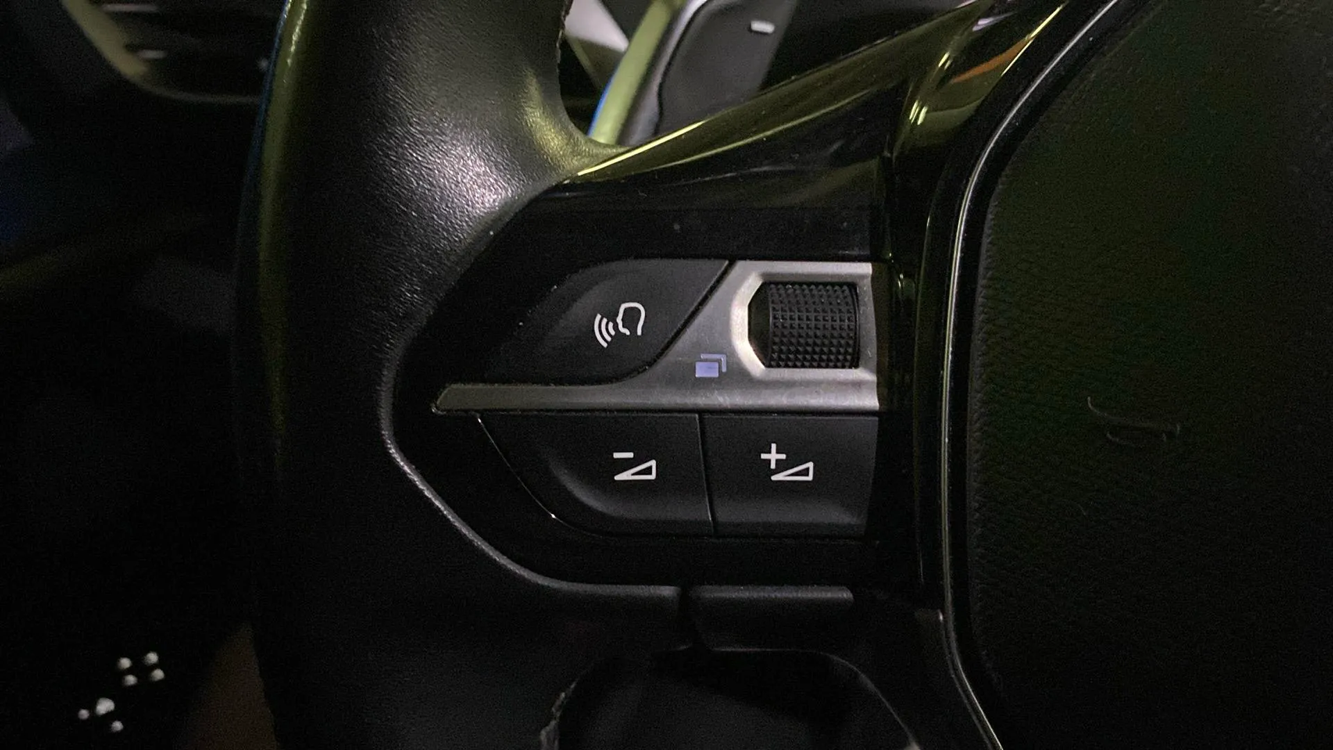 Peugeot 5008 1.2 PureTech Allure EAT8 - foto 16