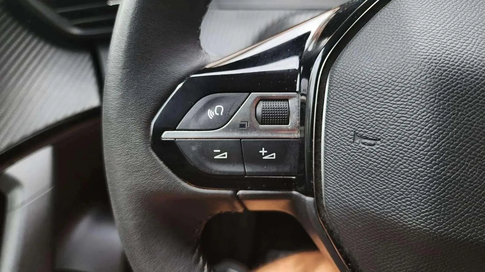 Peugeot 2008 Eléctrico Active Pack - foto 13