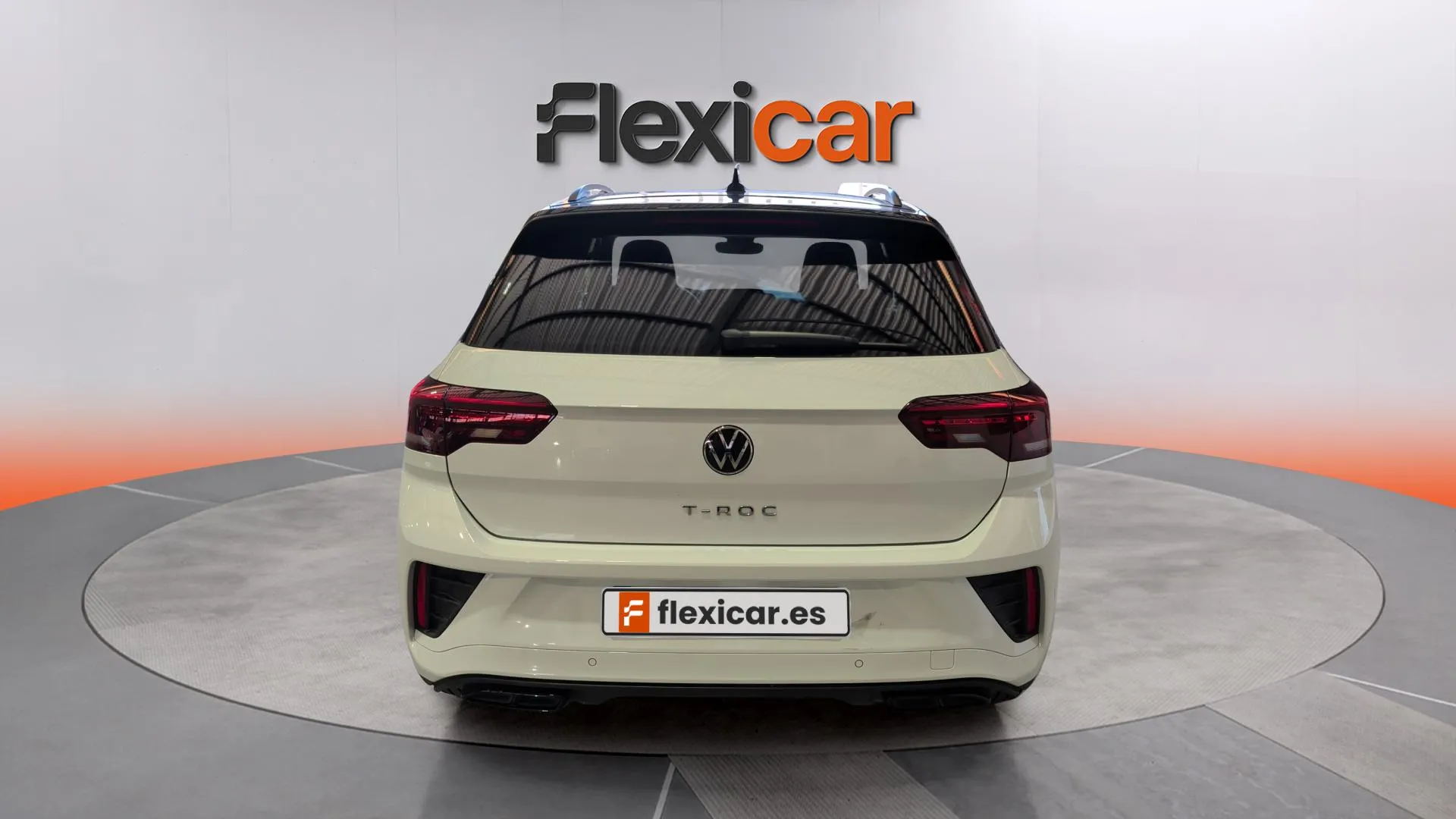 Volkswagen T-Roc R-Line 1.5 TSI DSG - foto 6