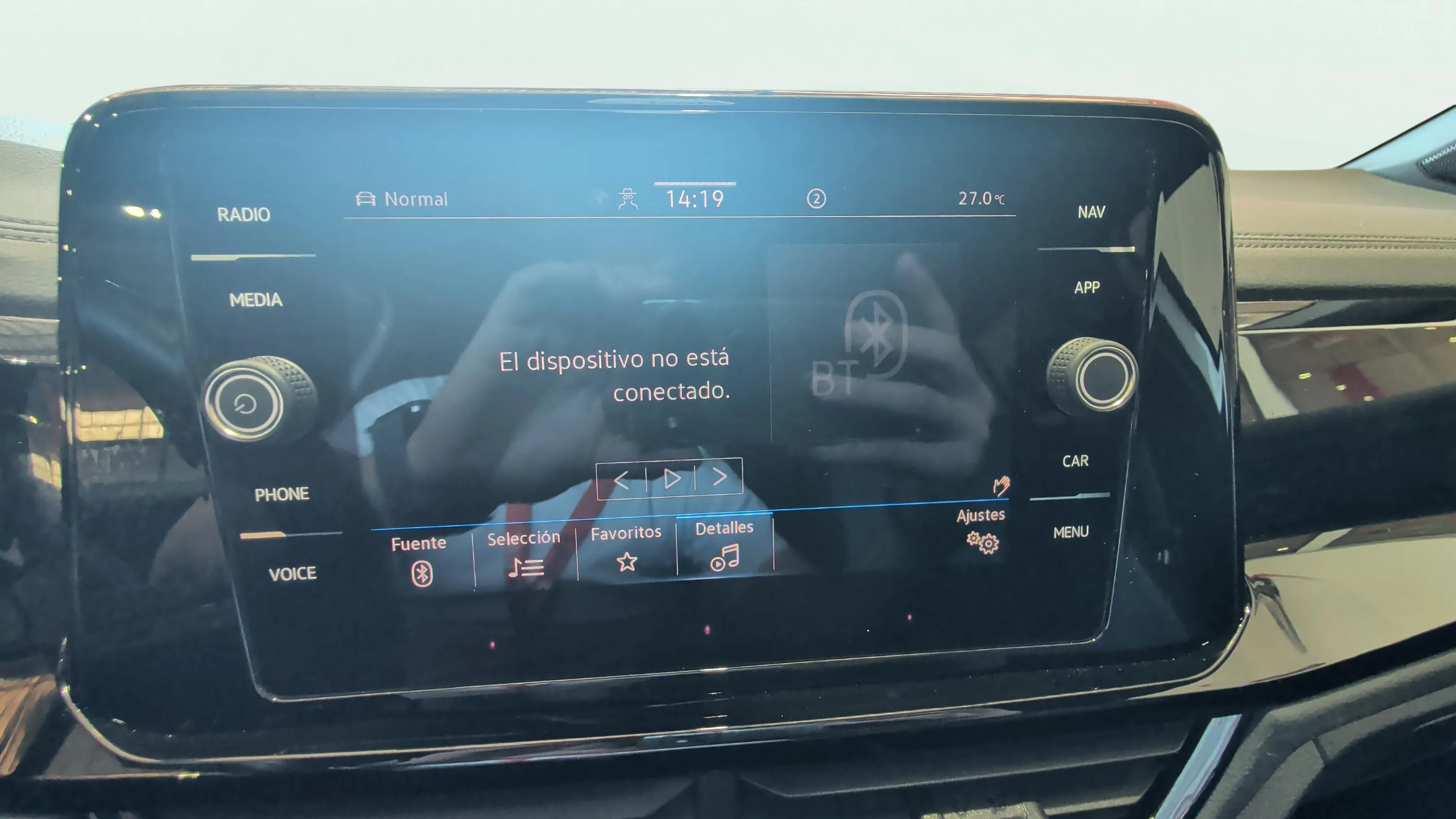 Volkswagen T-Roc R-Line 1.5 TSI DSG - foto 16