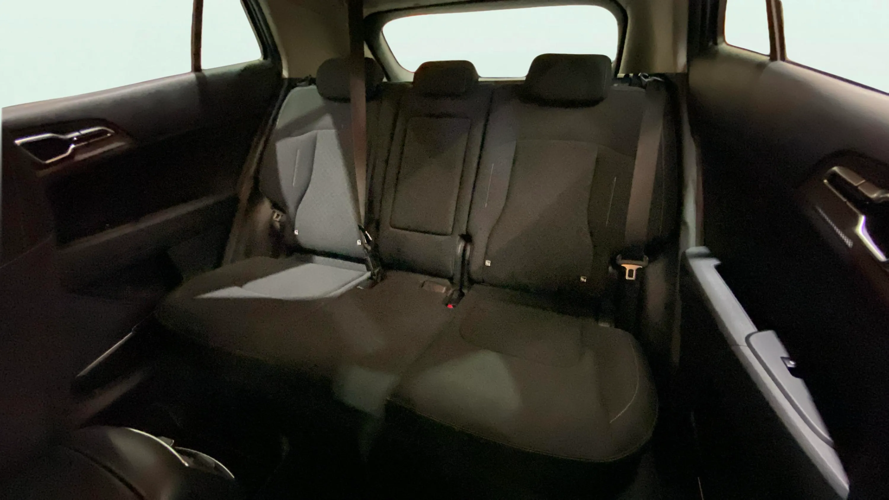 Kia Sportage 1.6 T-GDi Concept 4x2 - foto 12