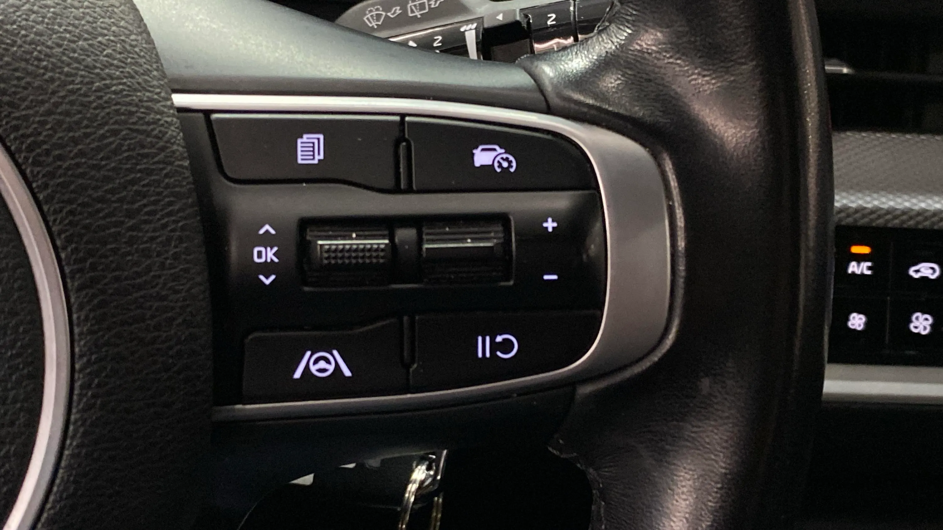 Kia Sportage 1.6 T-GDi Concept 4x2 - foto 19