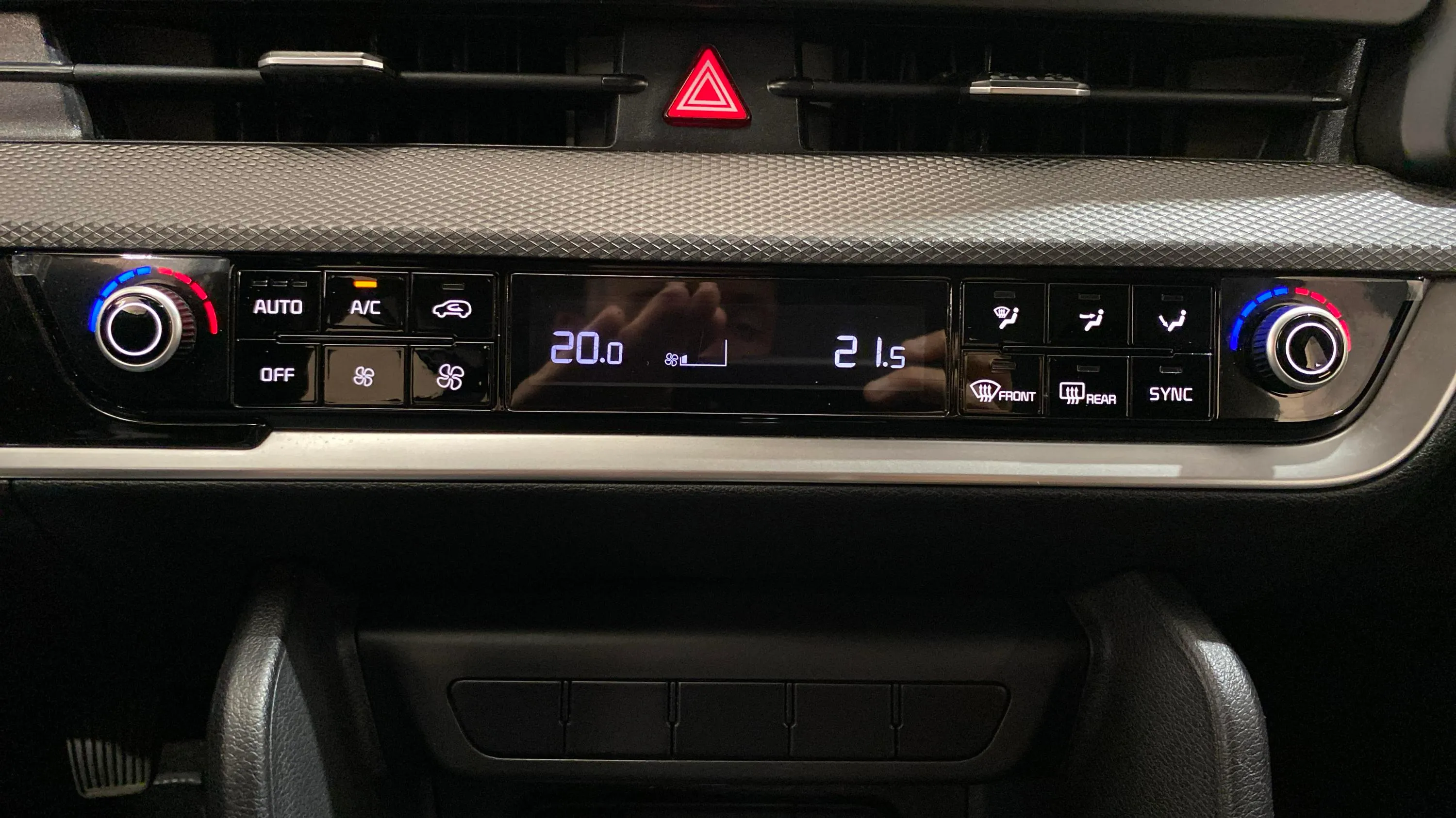 Kia Sportage 1.6 T-GDi Concept 4x2 - foto 28