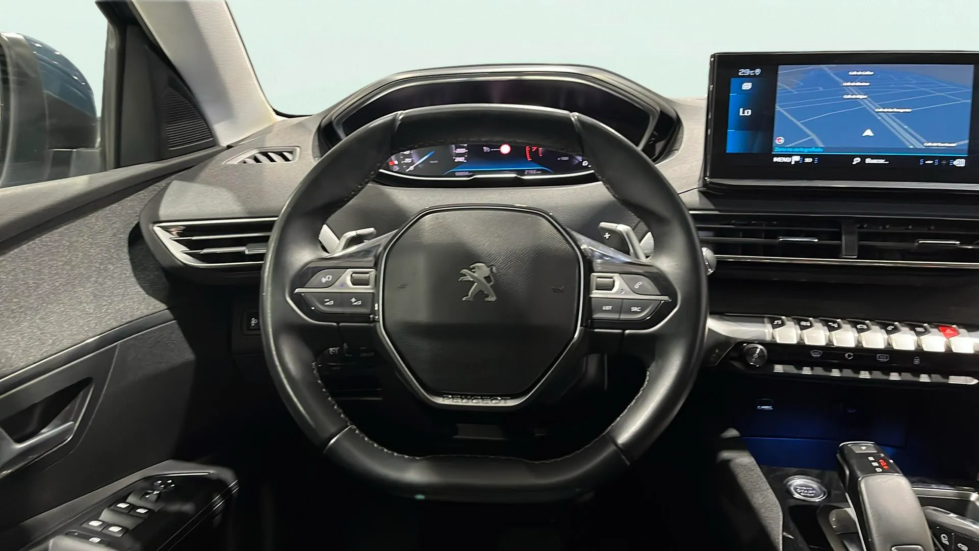 Peugeot 3008 1.2 PureTech Allure Pack EAT8 - foto 29