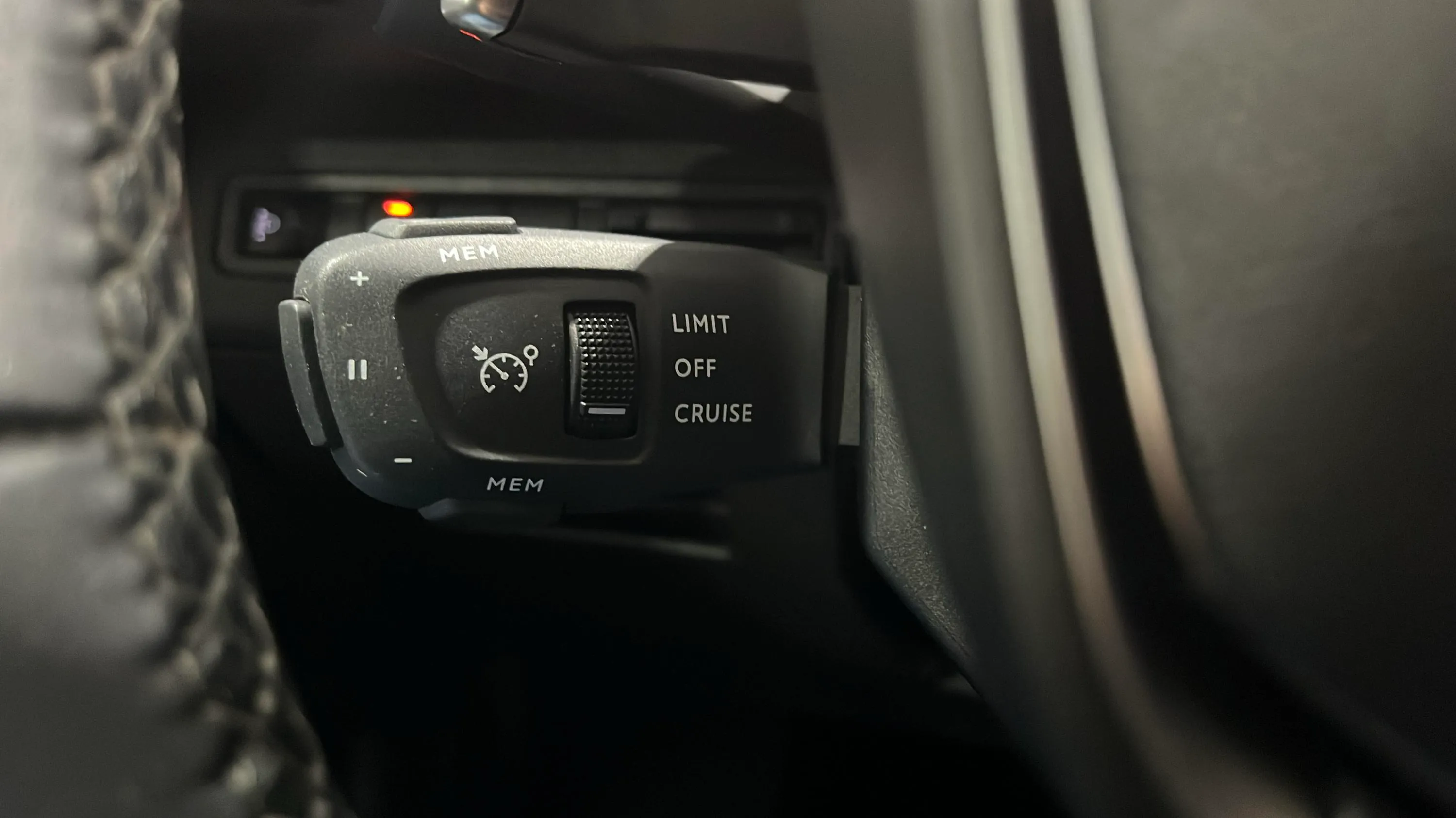 Peugeot 3008 1.2 PureTech Allure Pack EAT8 - foto 16
