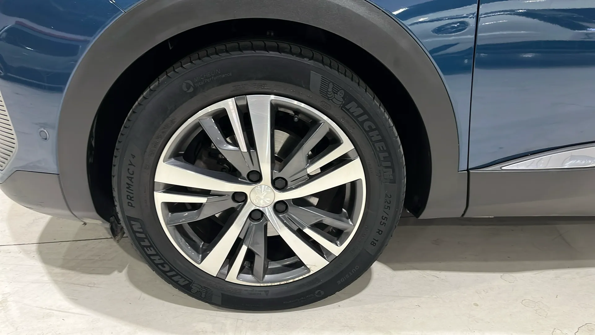Peugeot 3008 1.2 PureTech Allure Pack EAT8 - foto 30