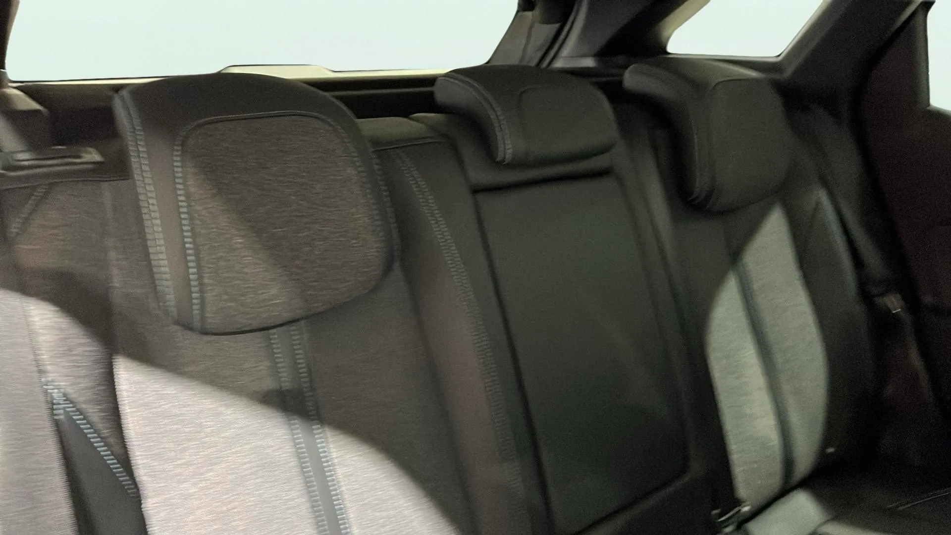 Peugeot 3008 1.2 PureTech Allure Pack EAT8 - foto 13
