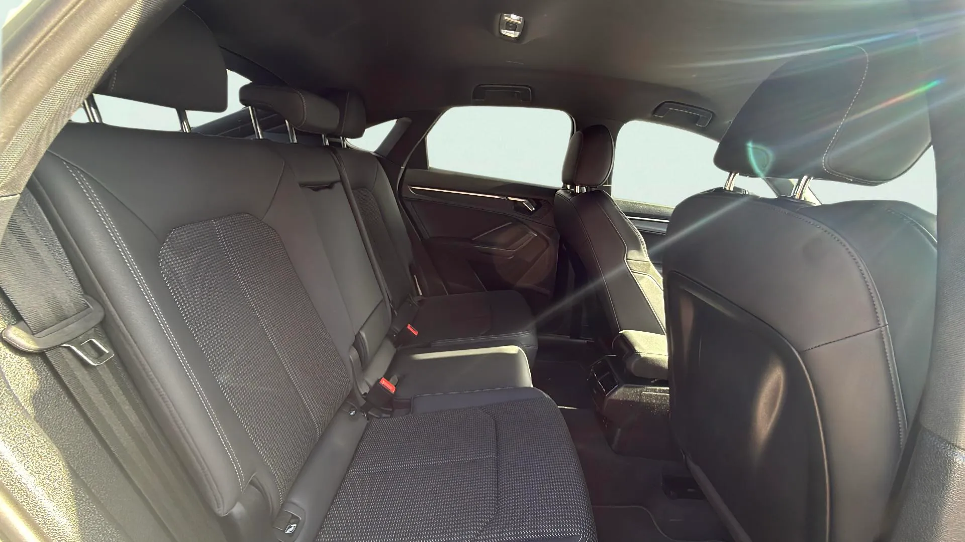 Audi Q3 40 TFSI quattro - foto 21