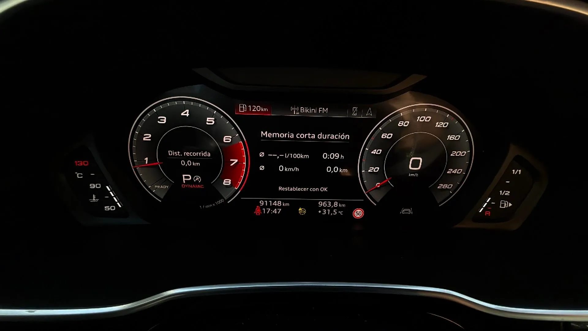 Audi Q3 40 TFSI quattro - foto 11