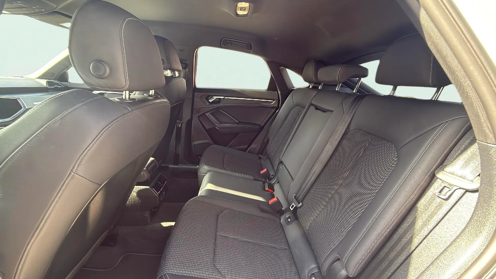 Audi Q3 40 TFSI quattro - foto 20