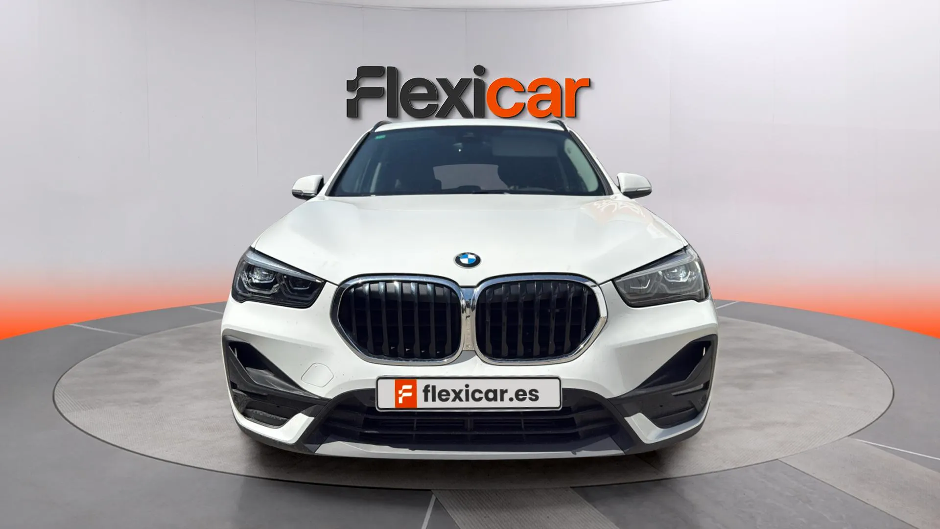 BMW X1 sDrive18d - foto 8