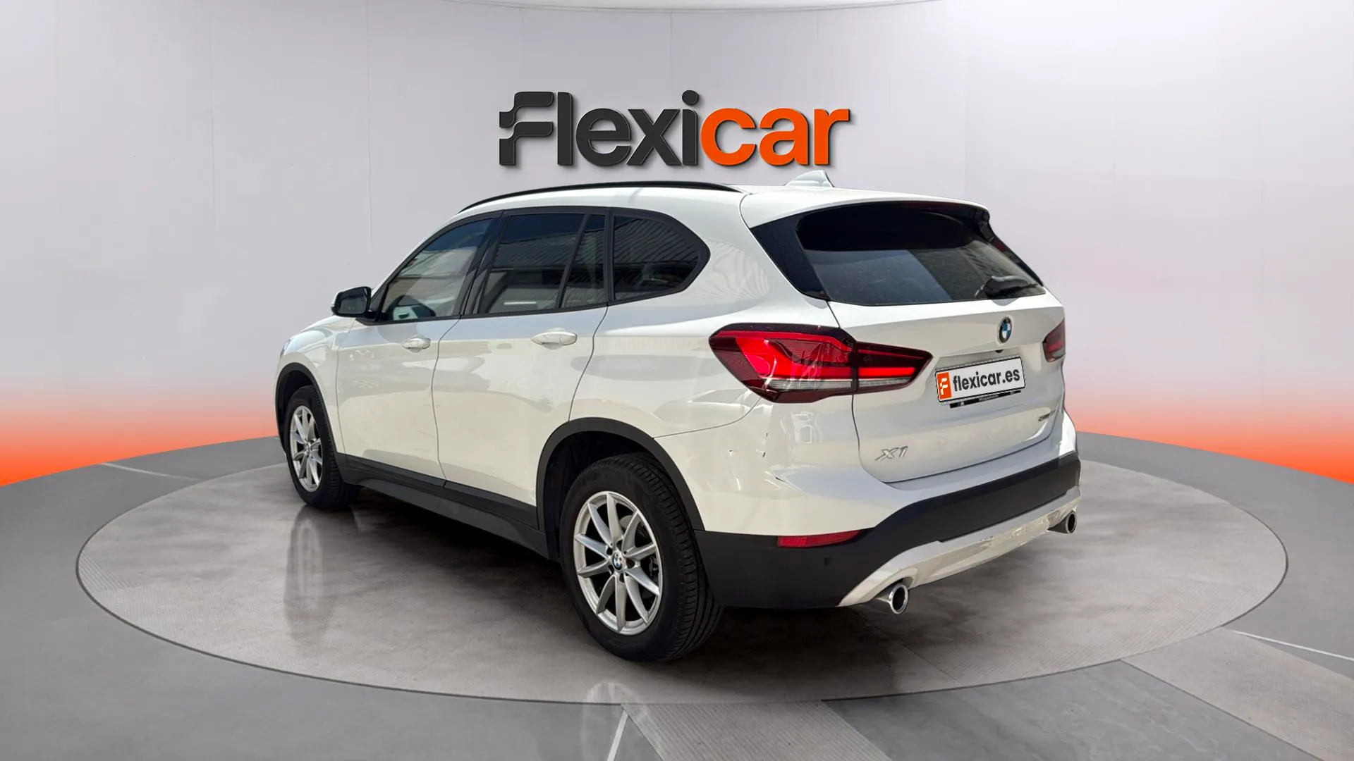 BMW X1 sDrive18d - foto 5