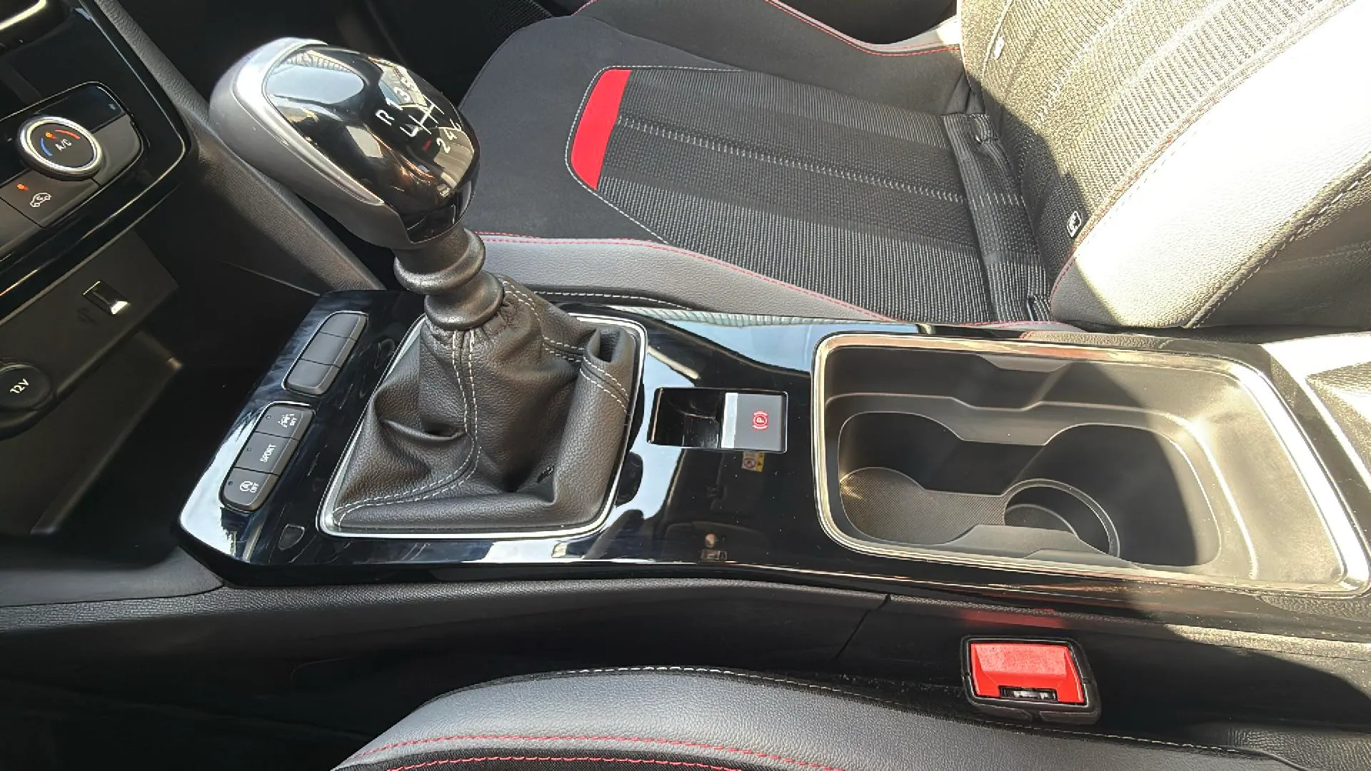 Opel Mokka 1.2 T GS - foto 15