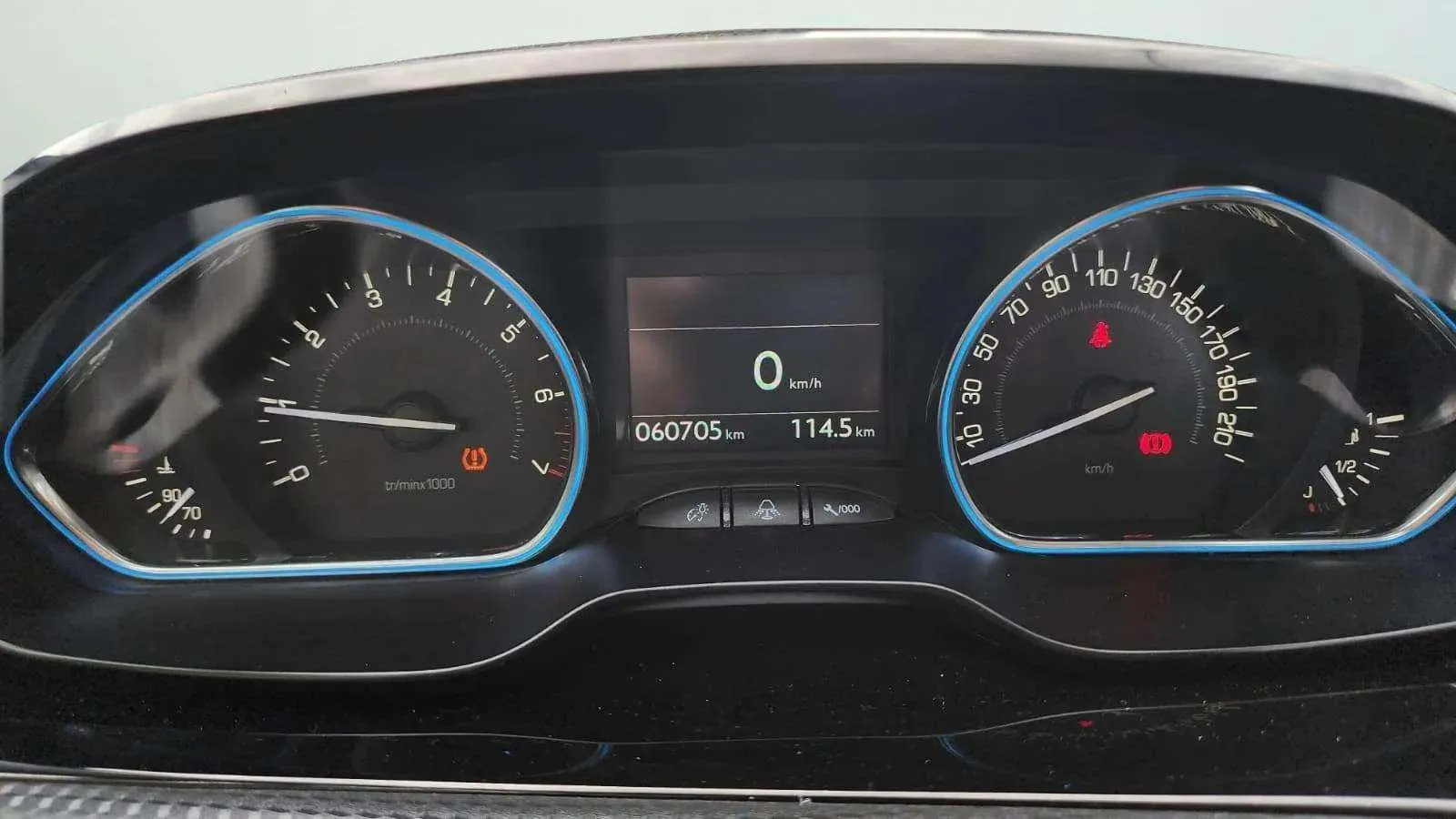 Peugeot 2008 Allure PureTech 110 - foto 14