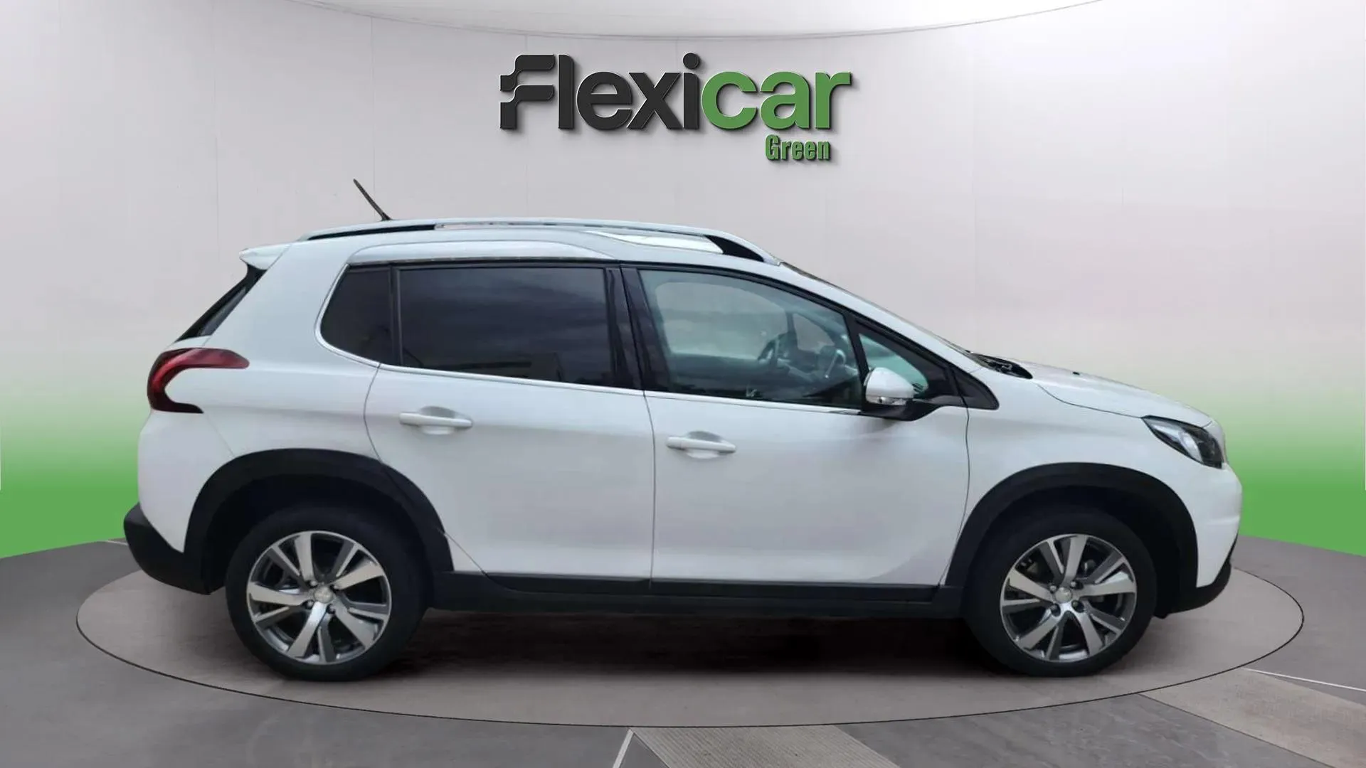 Peugeot 2008 Allure PureTech 110 - foto 7