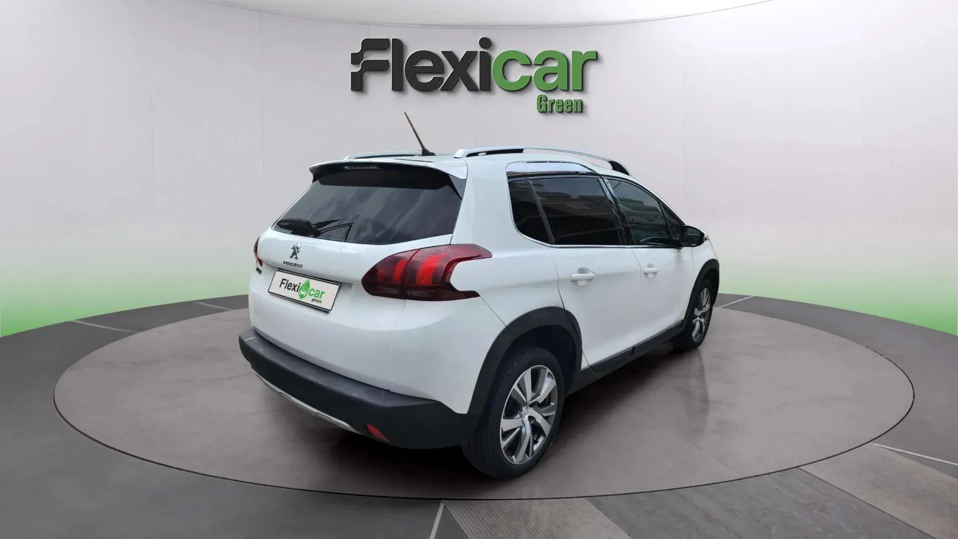Peugeot 2008 Allure PureTech 110 - foto 6