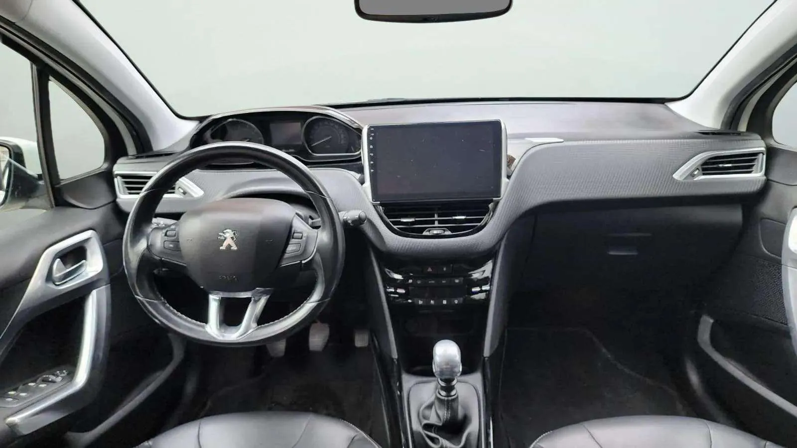 Peugeot 2008 Allure PureTech 110 - foto 9