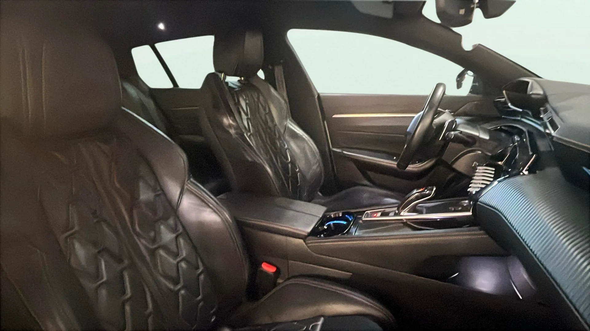 Peugeot 508 SW GT Line BlueHDi EAT8 - foto 18