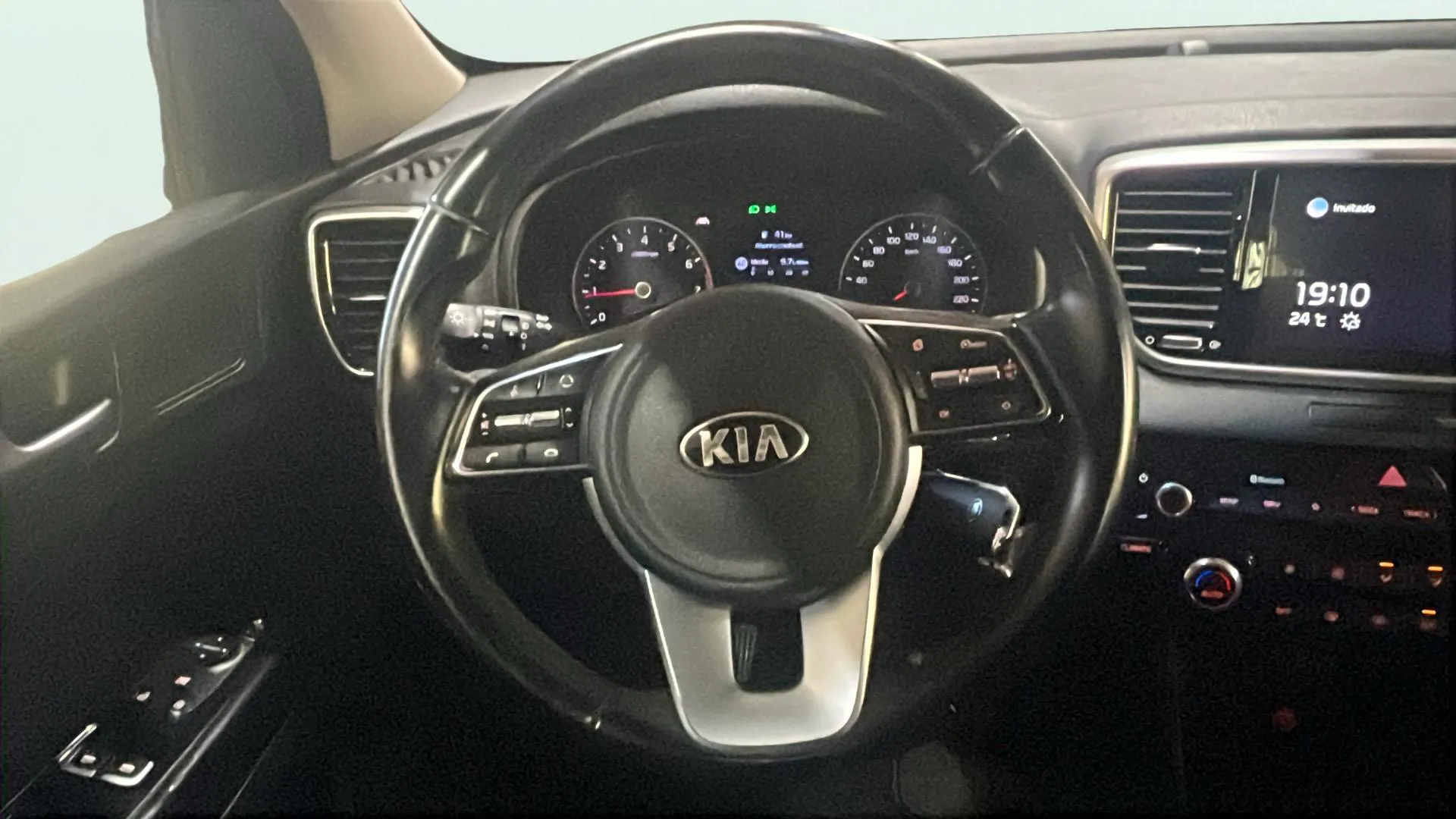 Kia Sportage 1.6 GDi Black Edition 4x2 - foto 11