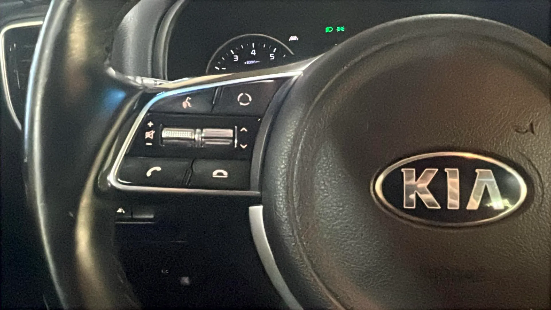Kia Sportage 1.6 GDi Black Edition 4x2 - foto 17