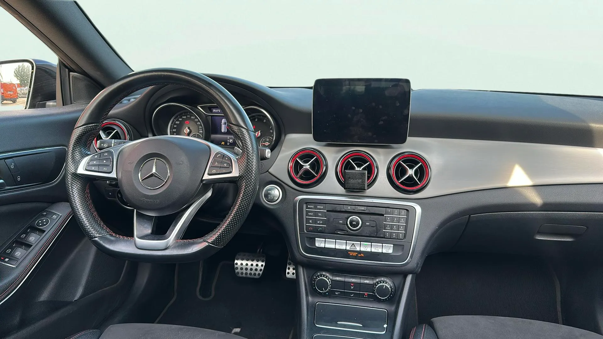 Mercedes-Benz CLA 250 Sport 4MATIC Shooting Brake - foto 11