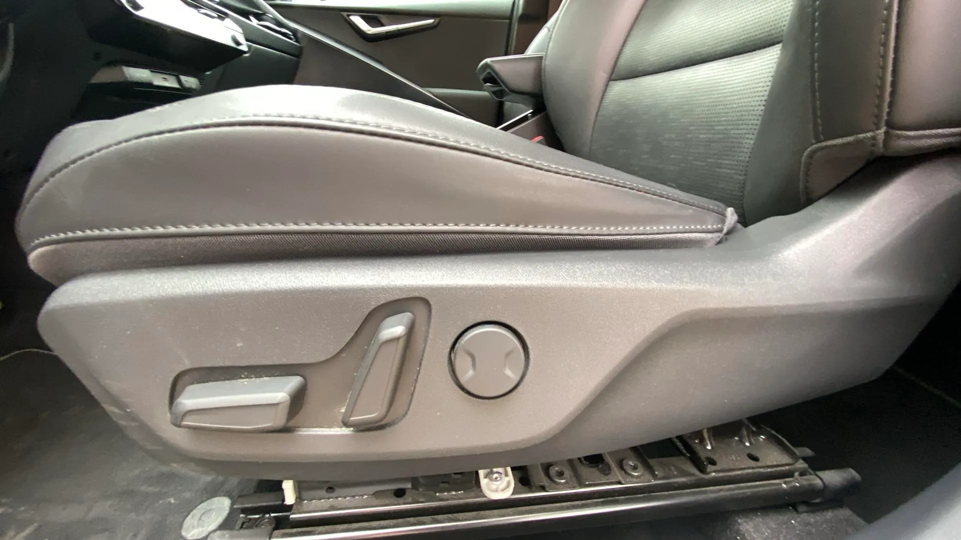 Kia Niro 1.6 GDi HEV Emotion - foto 19