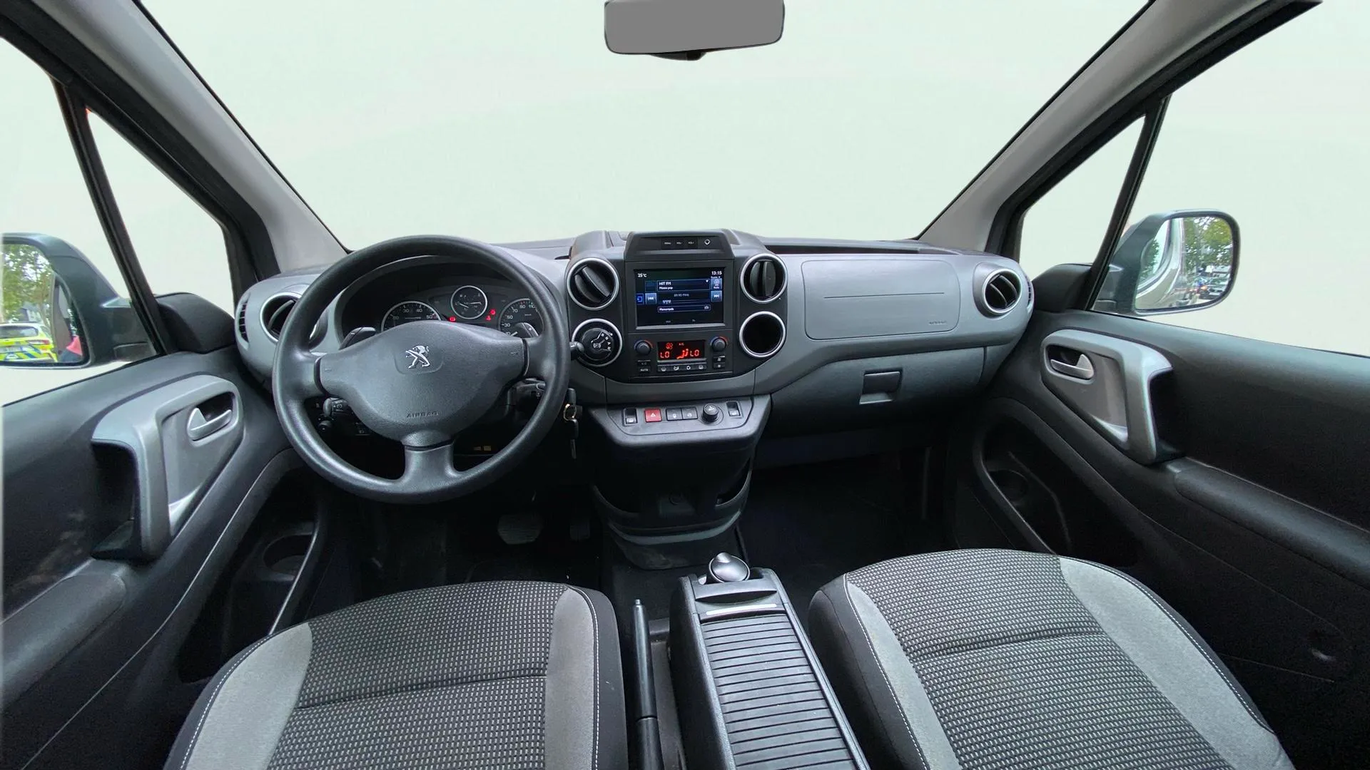 Peugeot Partner - foto 15