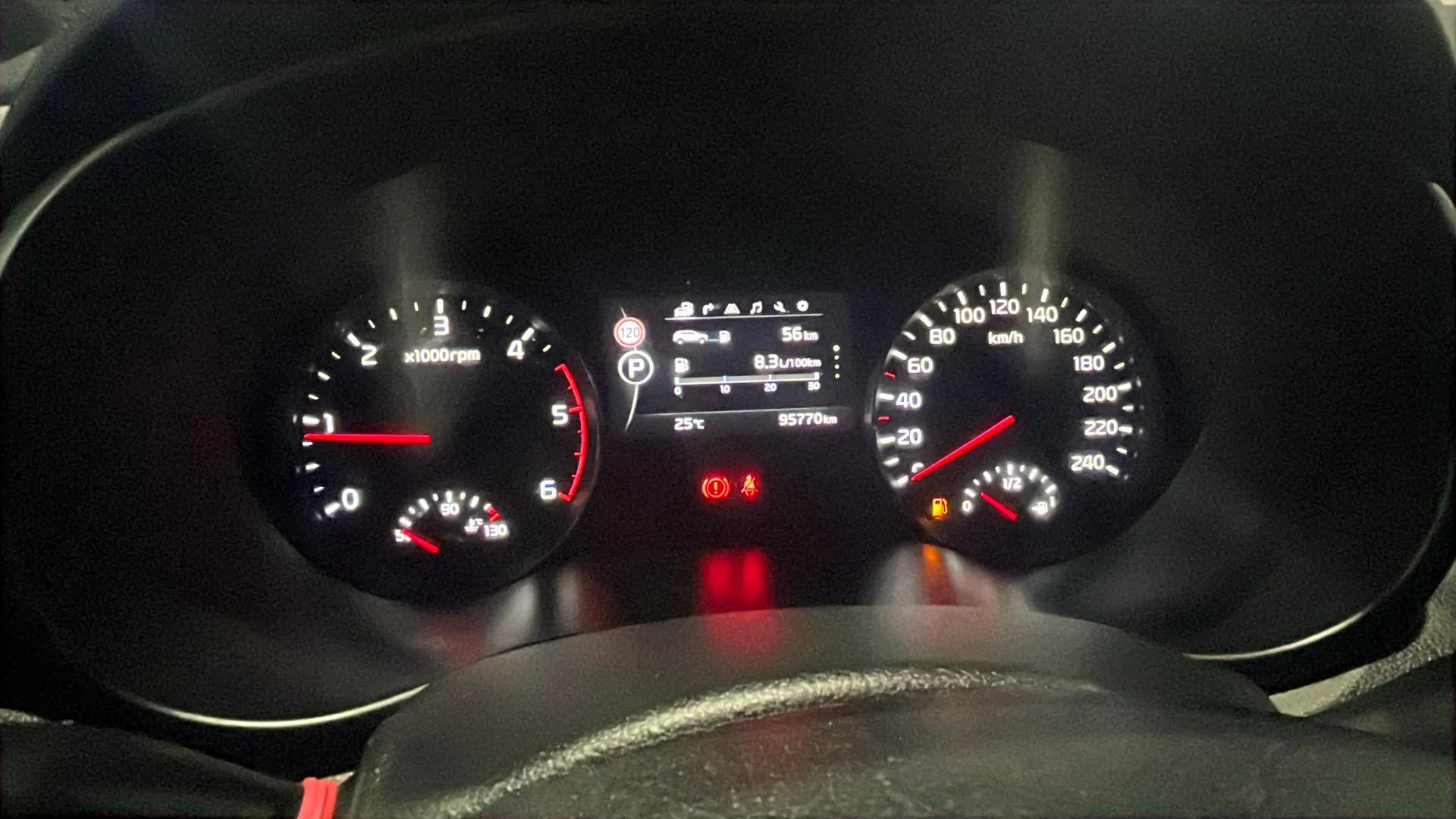 Kia Sportage 1.7 CRDi VGT GT Line DCT 4x2 Eco-Dynam - foto 11