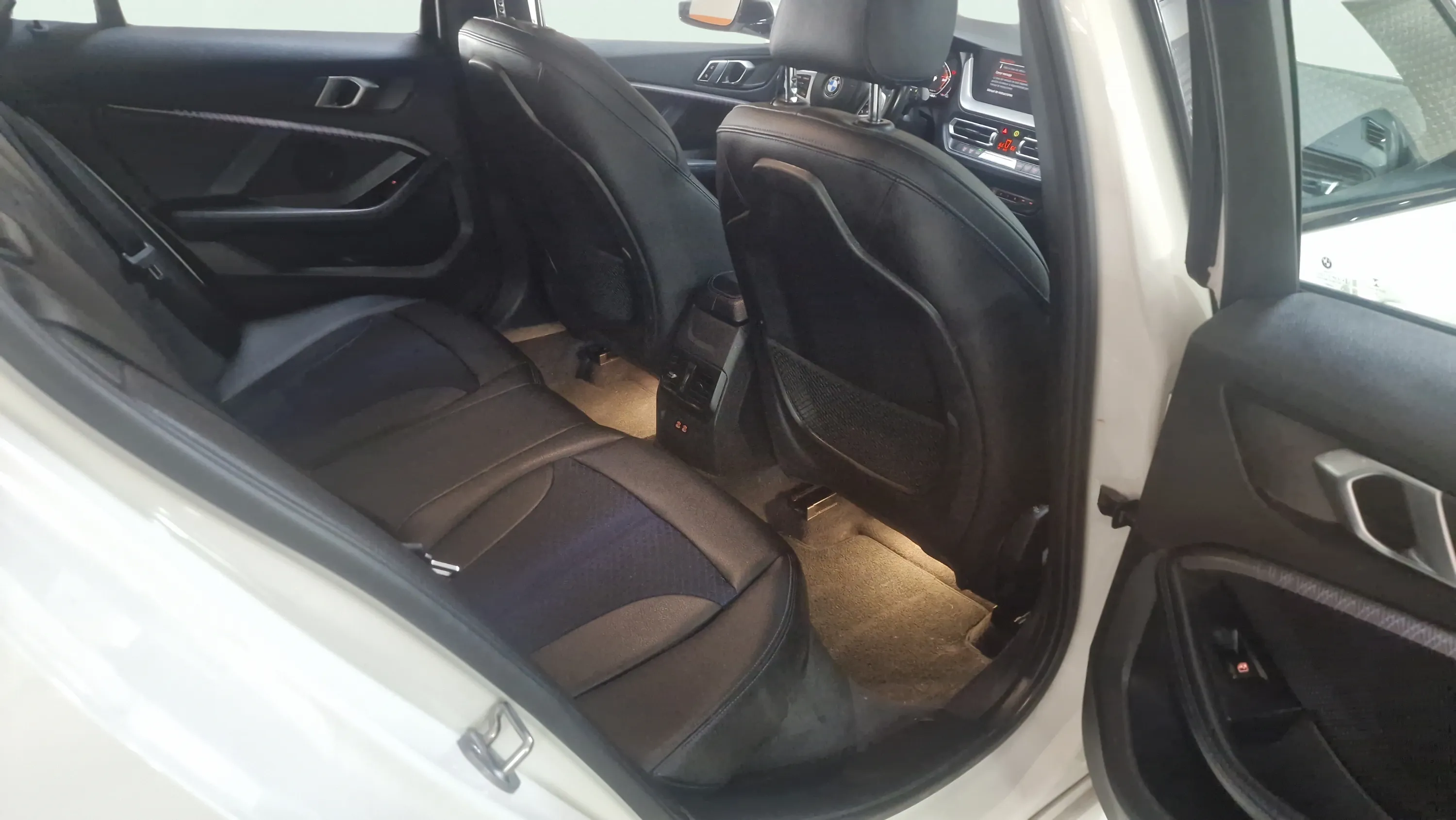 BMW Serie 1 118d - foto 24