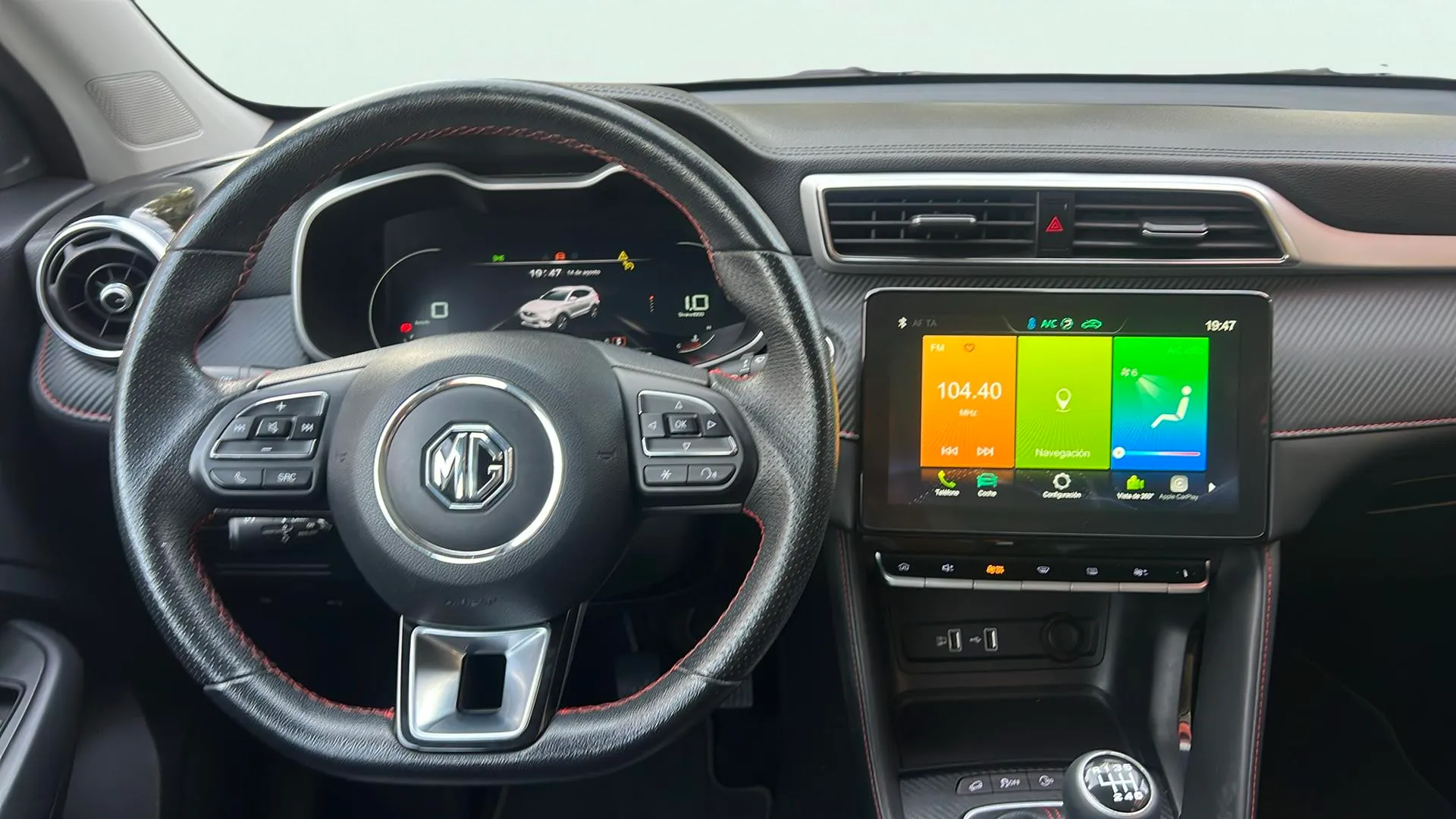 MG ZS 1.0T Luxury - foto 10