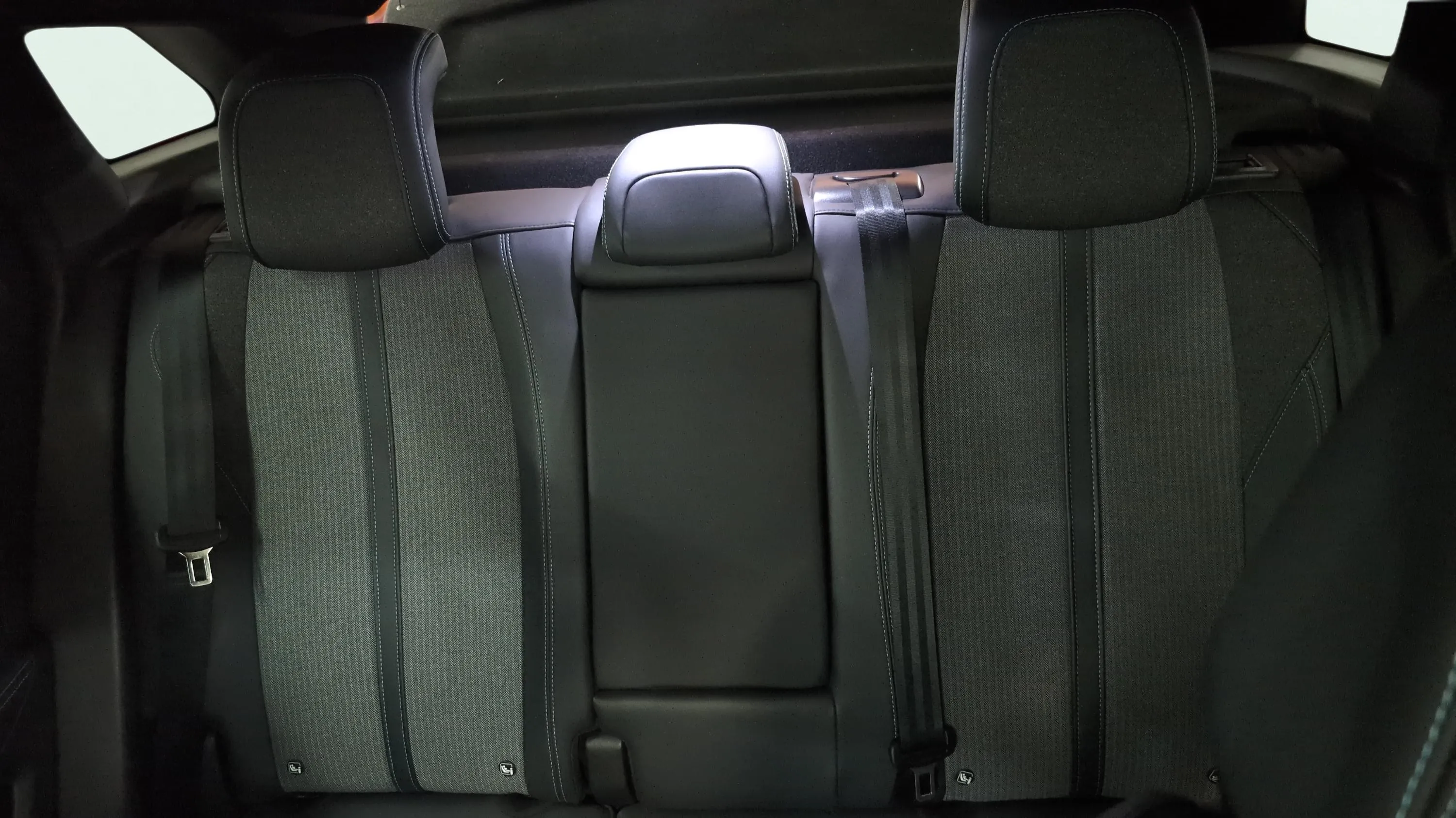 Peugeot 3008 1.2 PureTech Allure Pack - foto 15