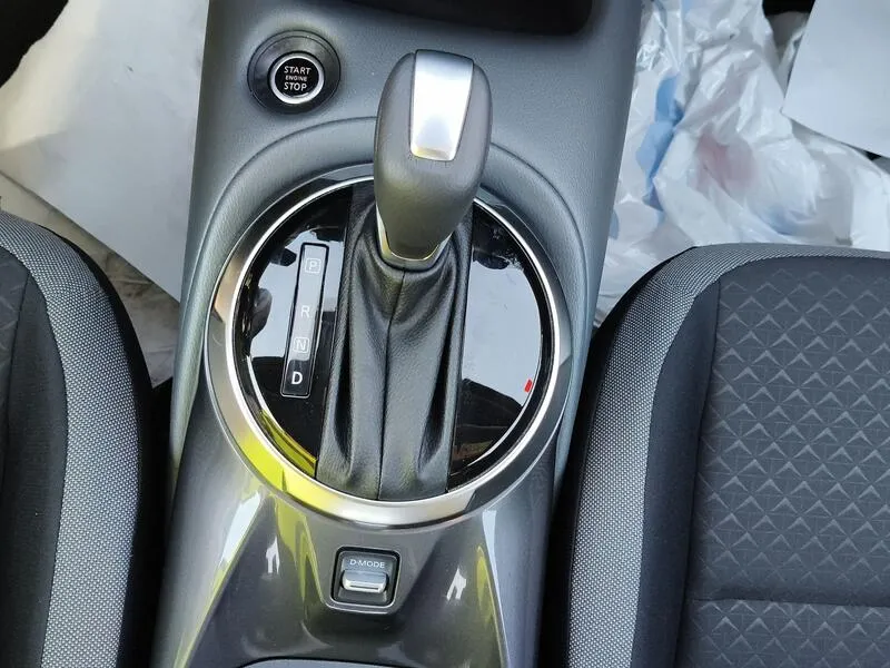 Nissan Juke DIG-T N-Connecta - foto 40